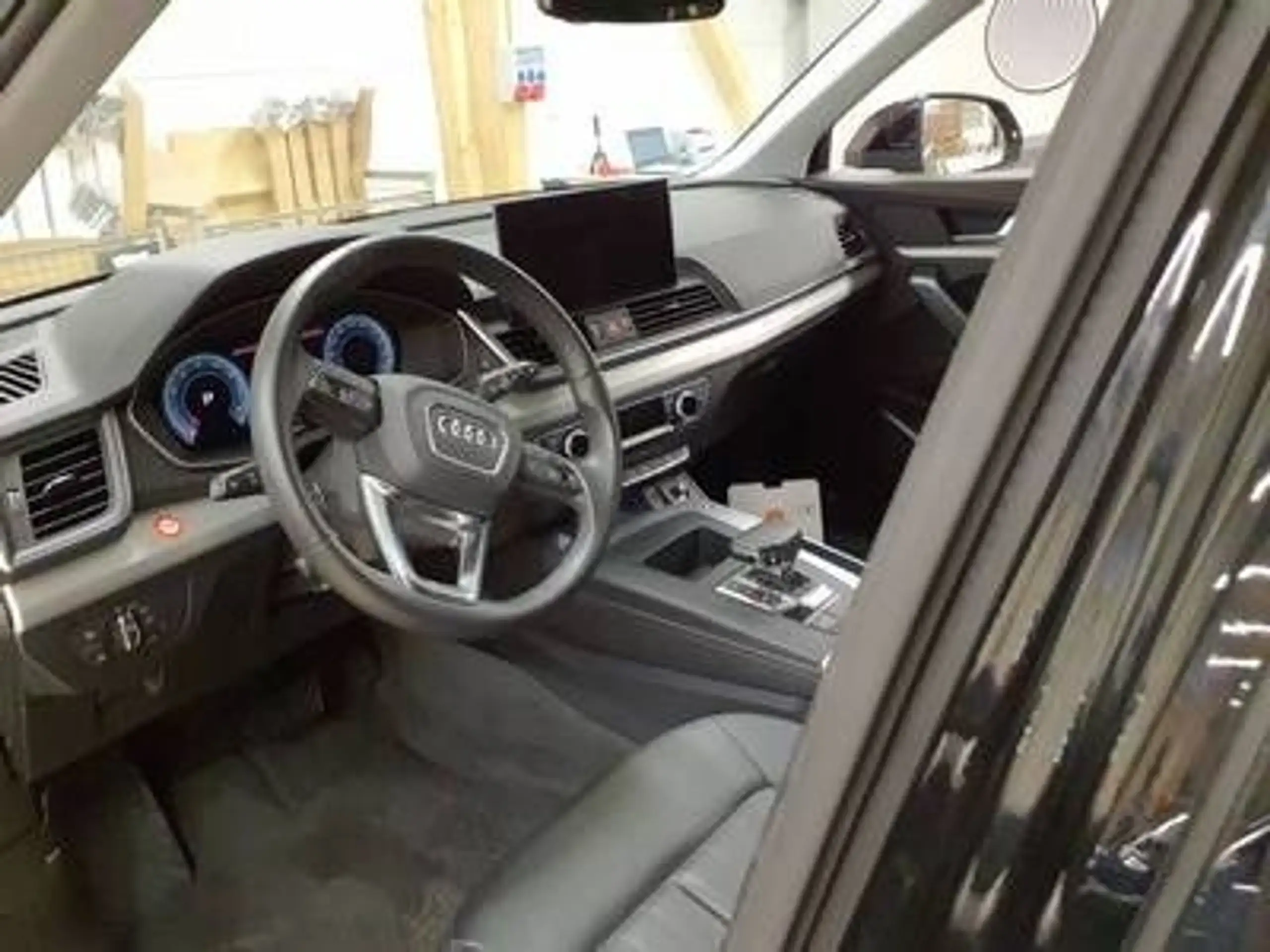 Audi - Q5