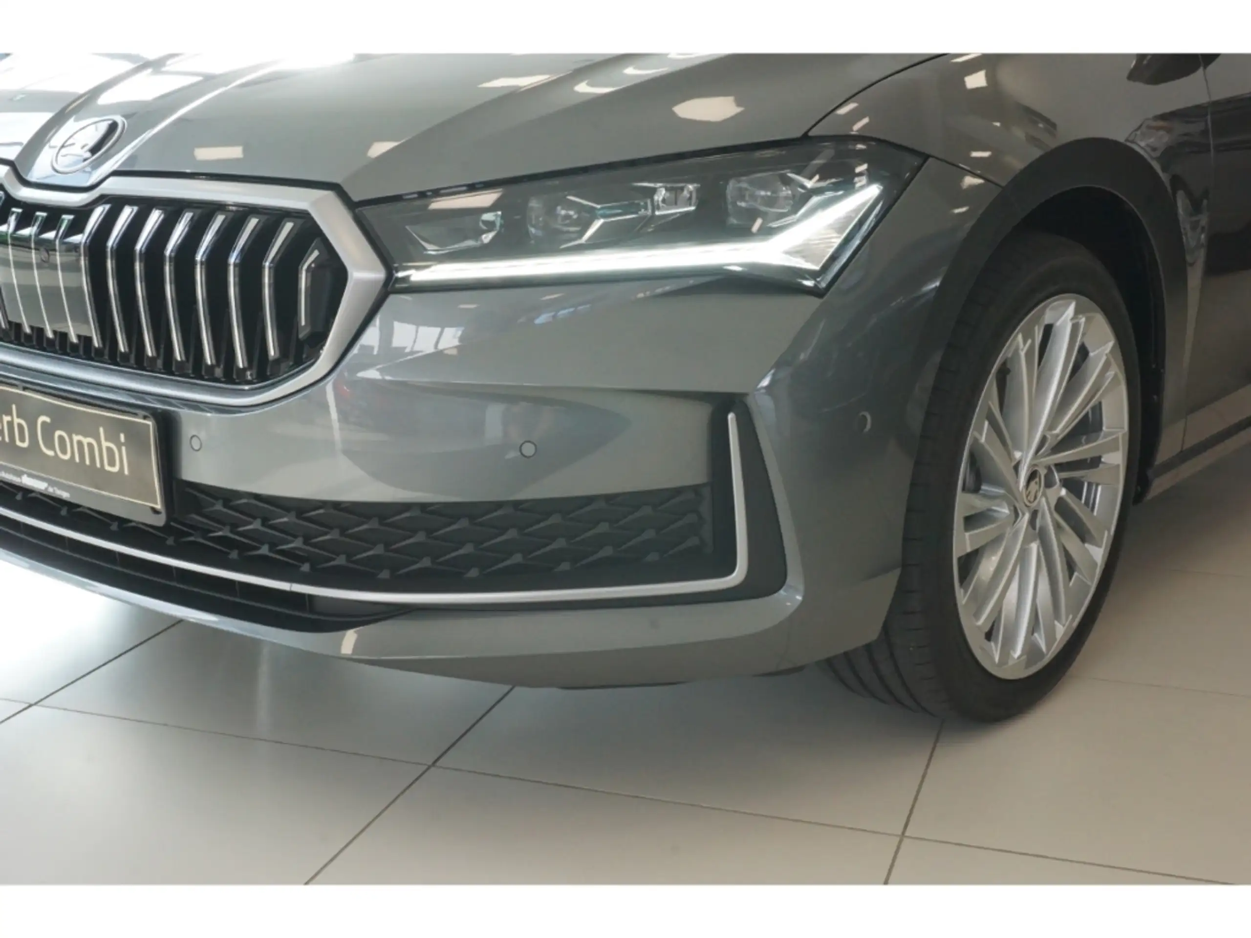 Skoda - Superb