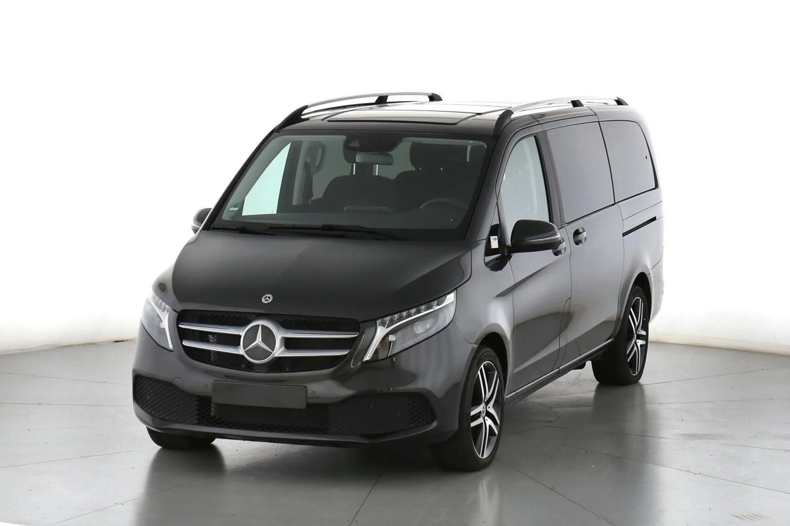 Mercedes-Benz - V 220