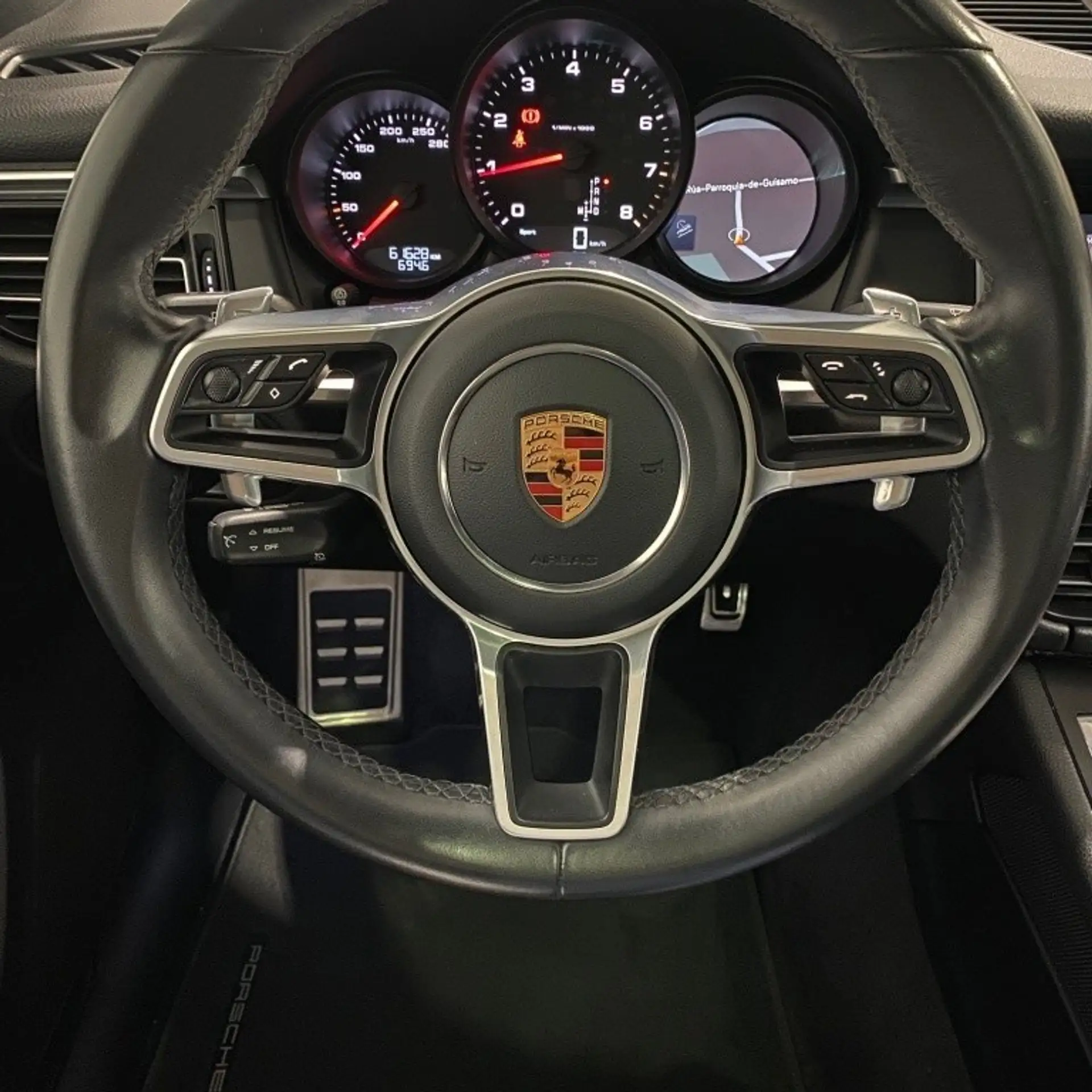 Porsche - Macan