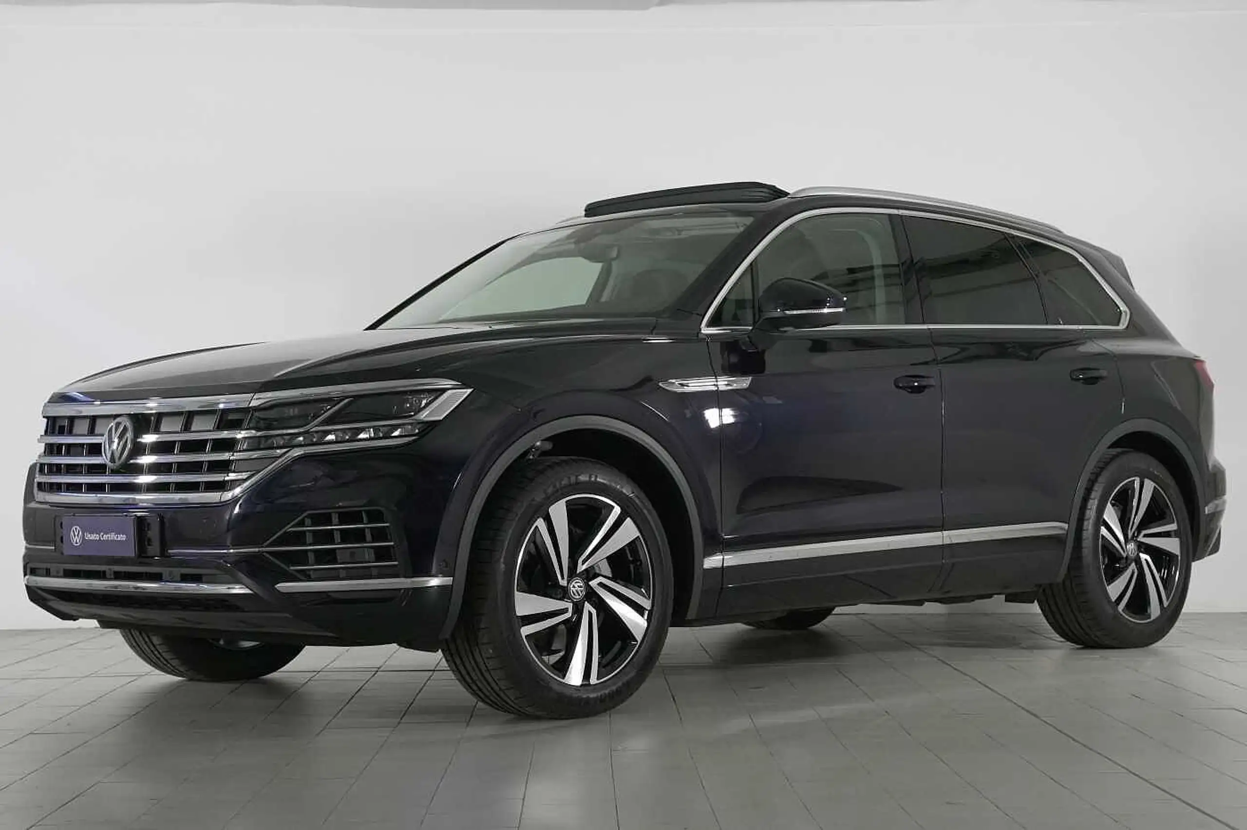 Volkswagen - Touareg