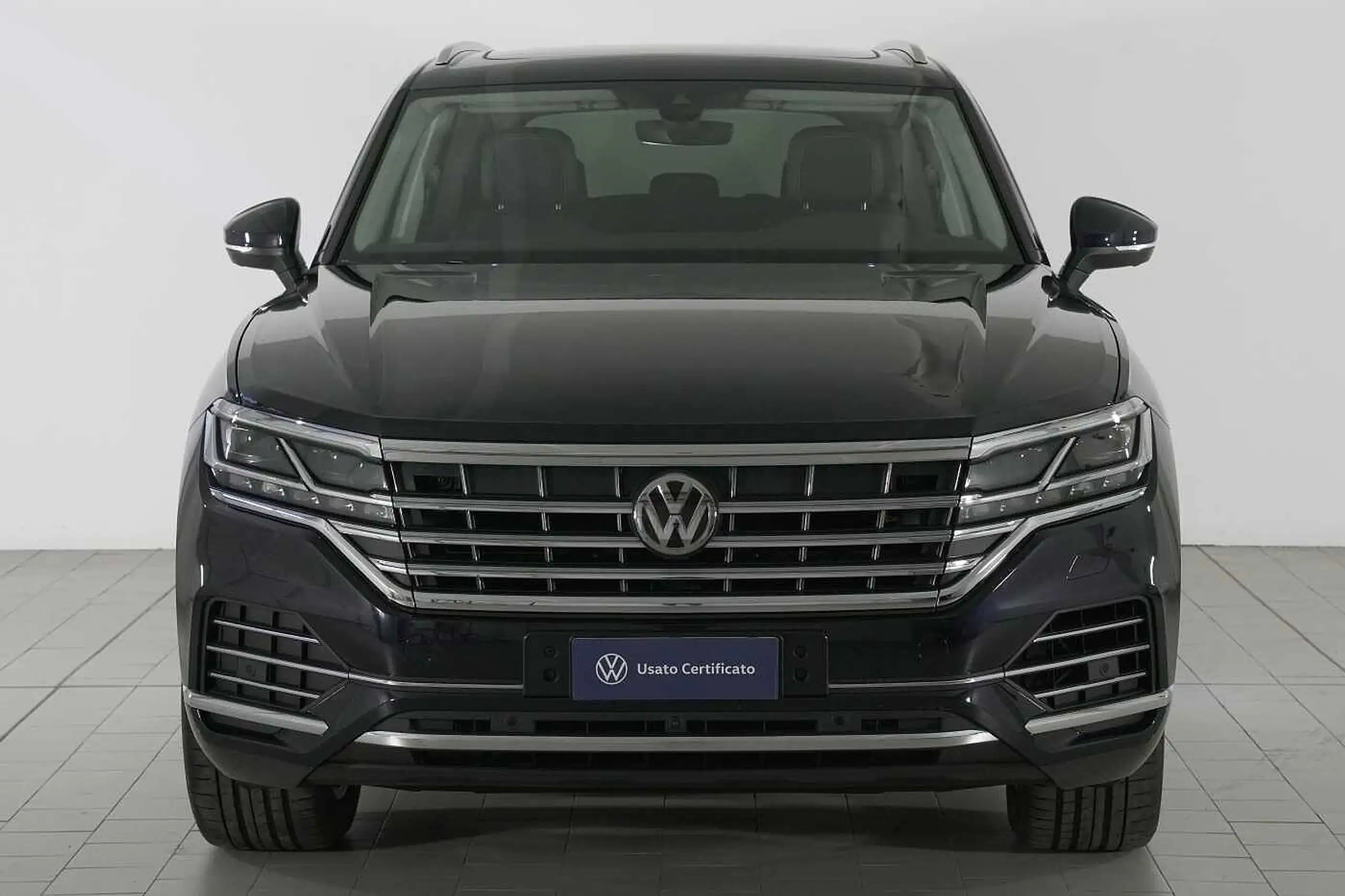 Volkswagen - Touareg