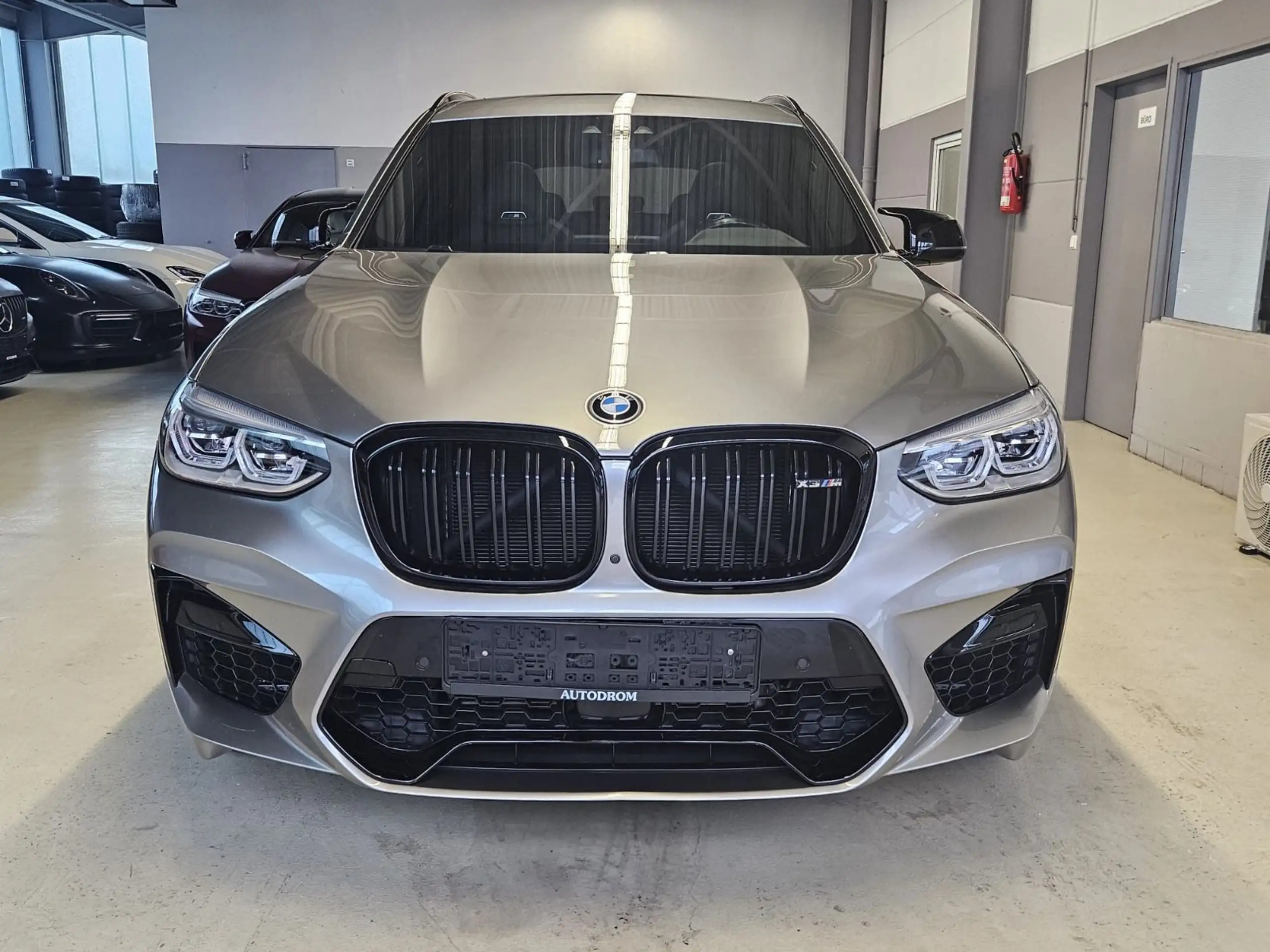 BMW - X3 M