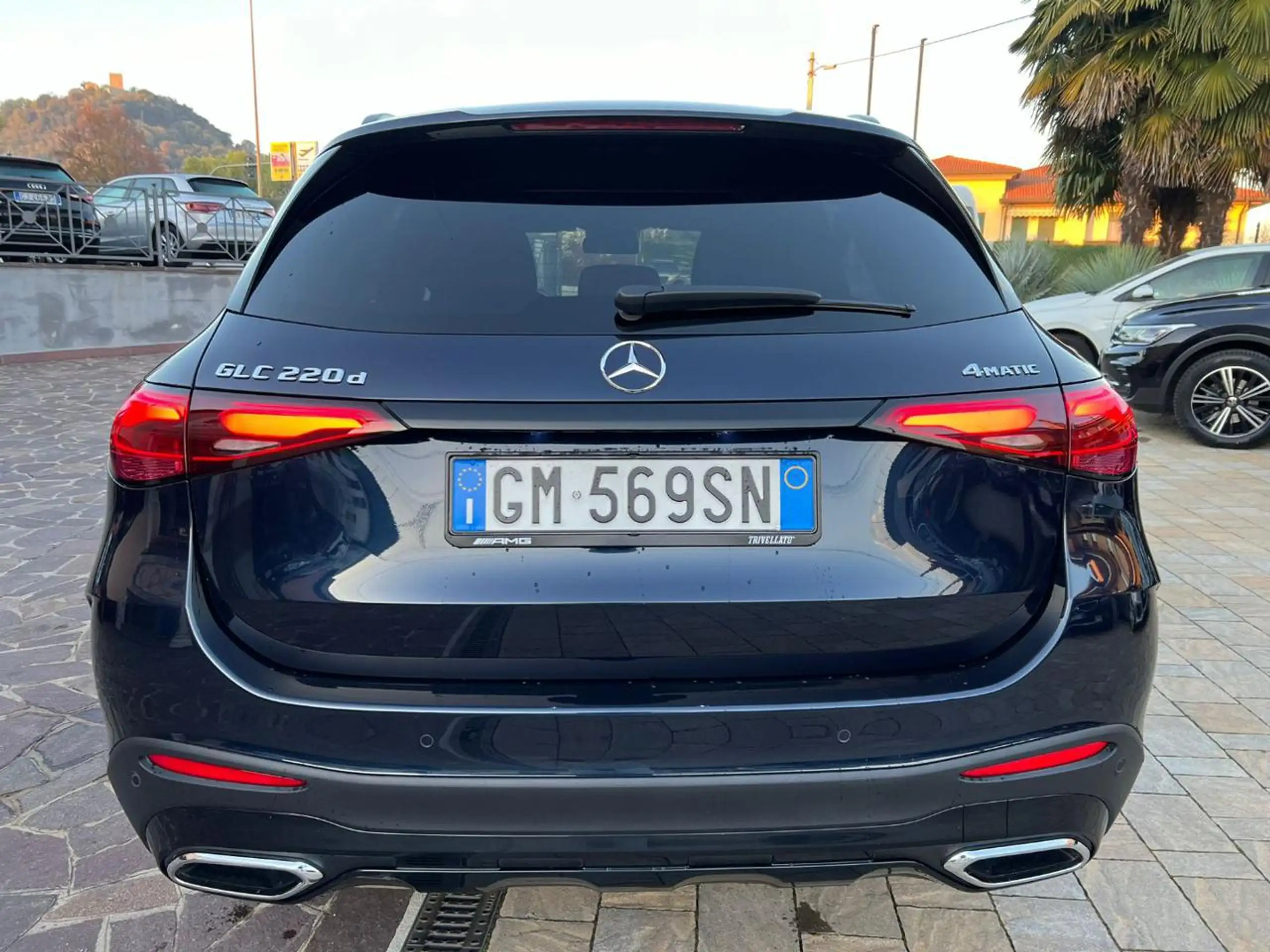 Mercedes-Benz - GLC 220