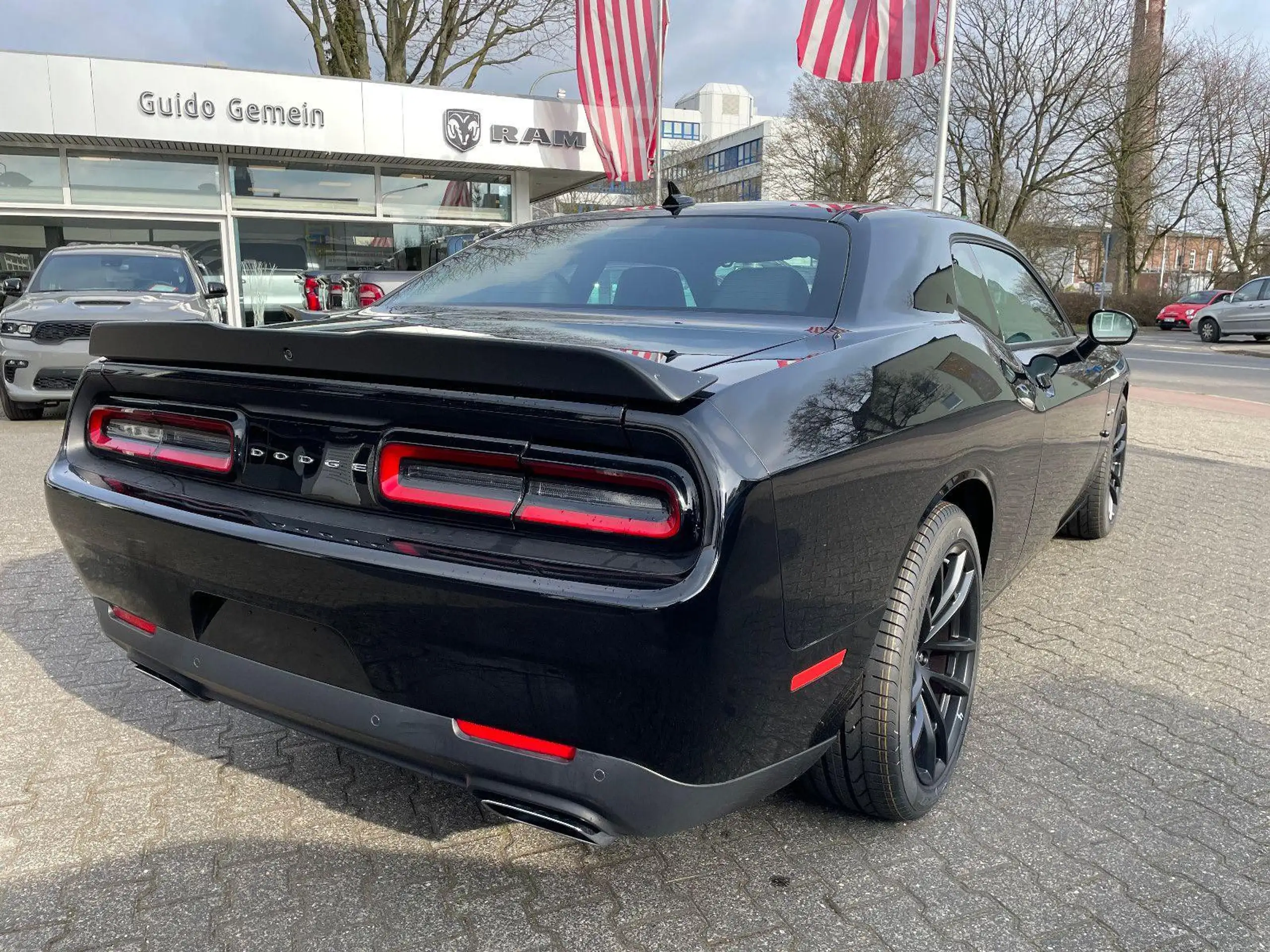 Dodge - Challenger