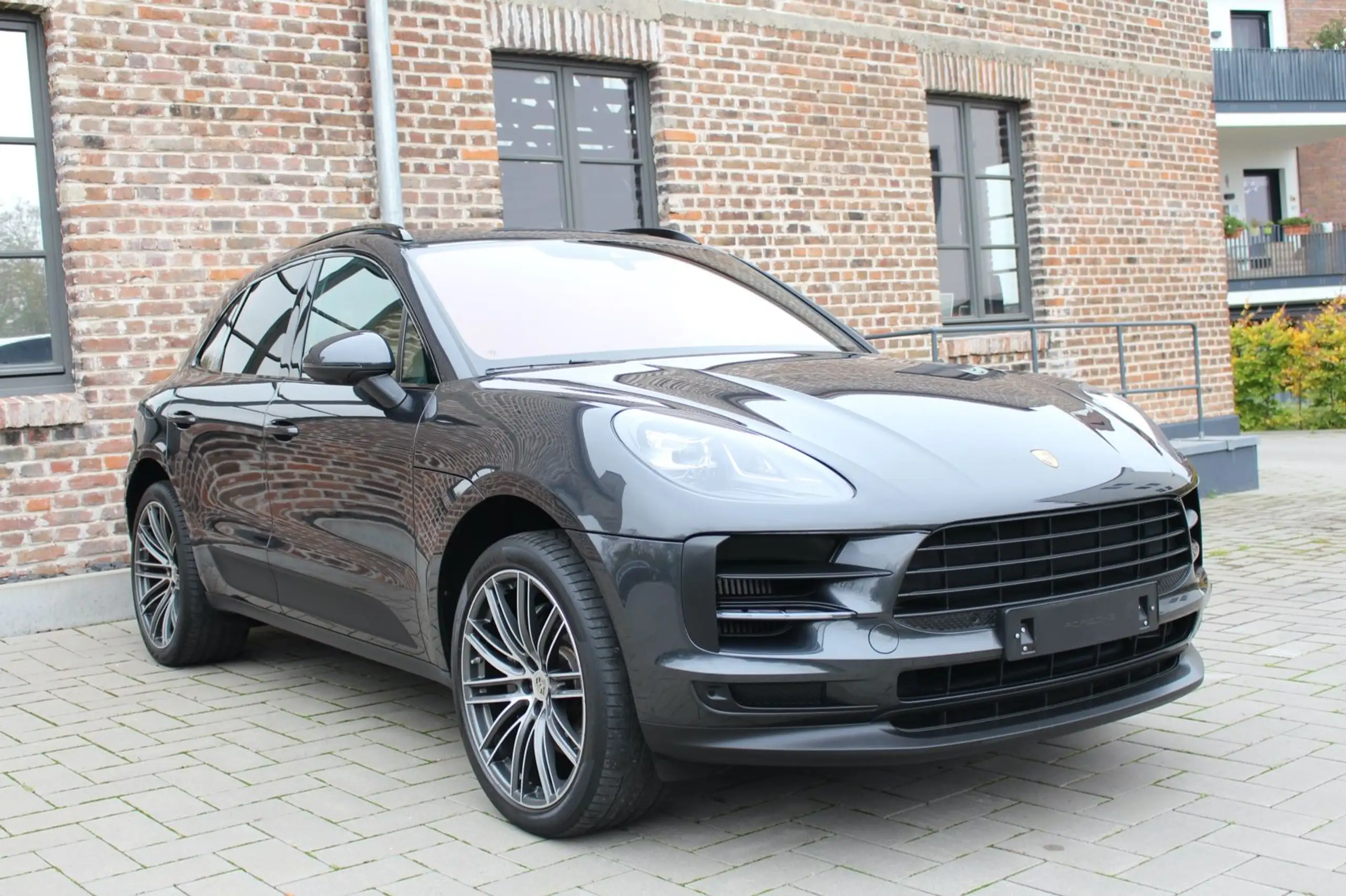 Porsche - Macan