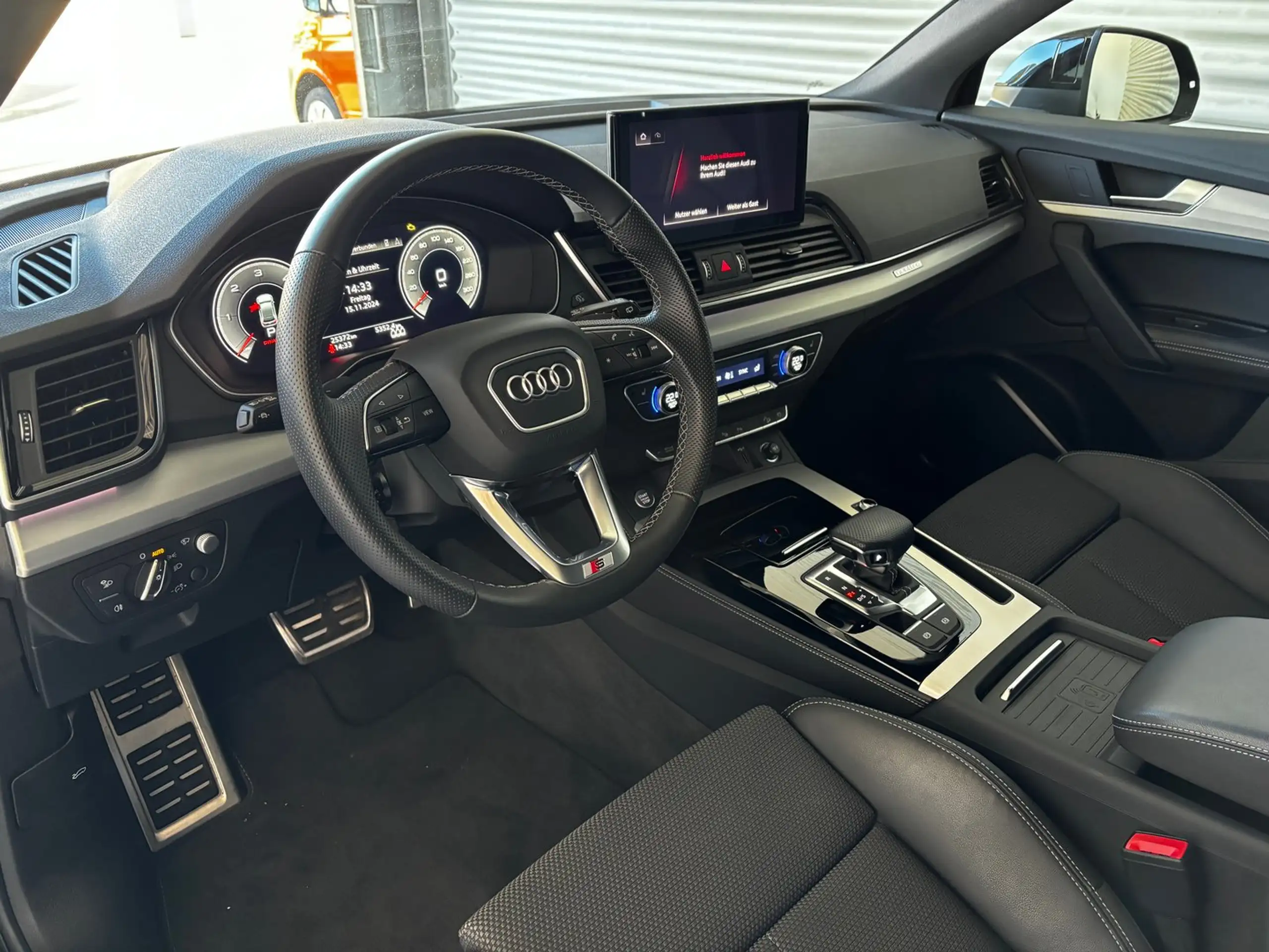 Audi - Q5