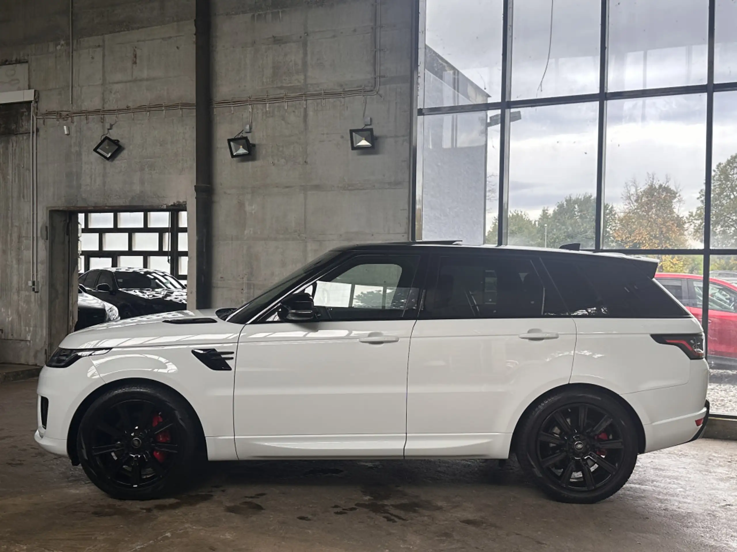 Land Rover - Range Rover Sport