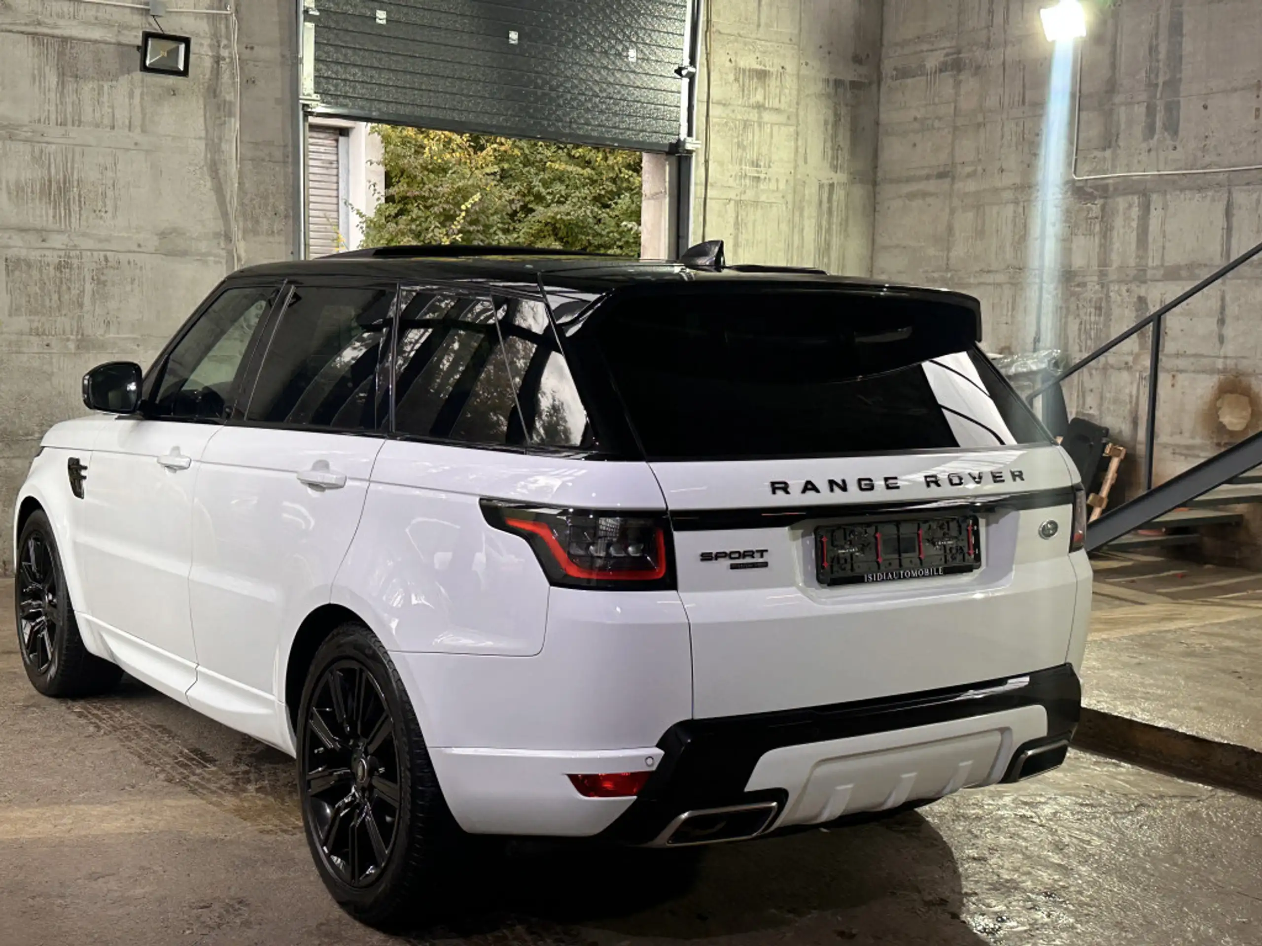 Land Rover - Range Rover Sport