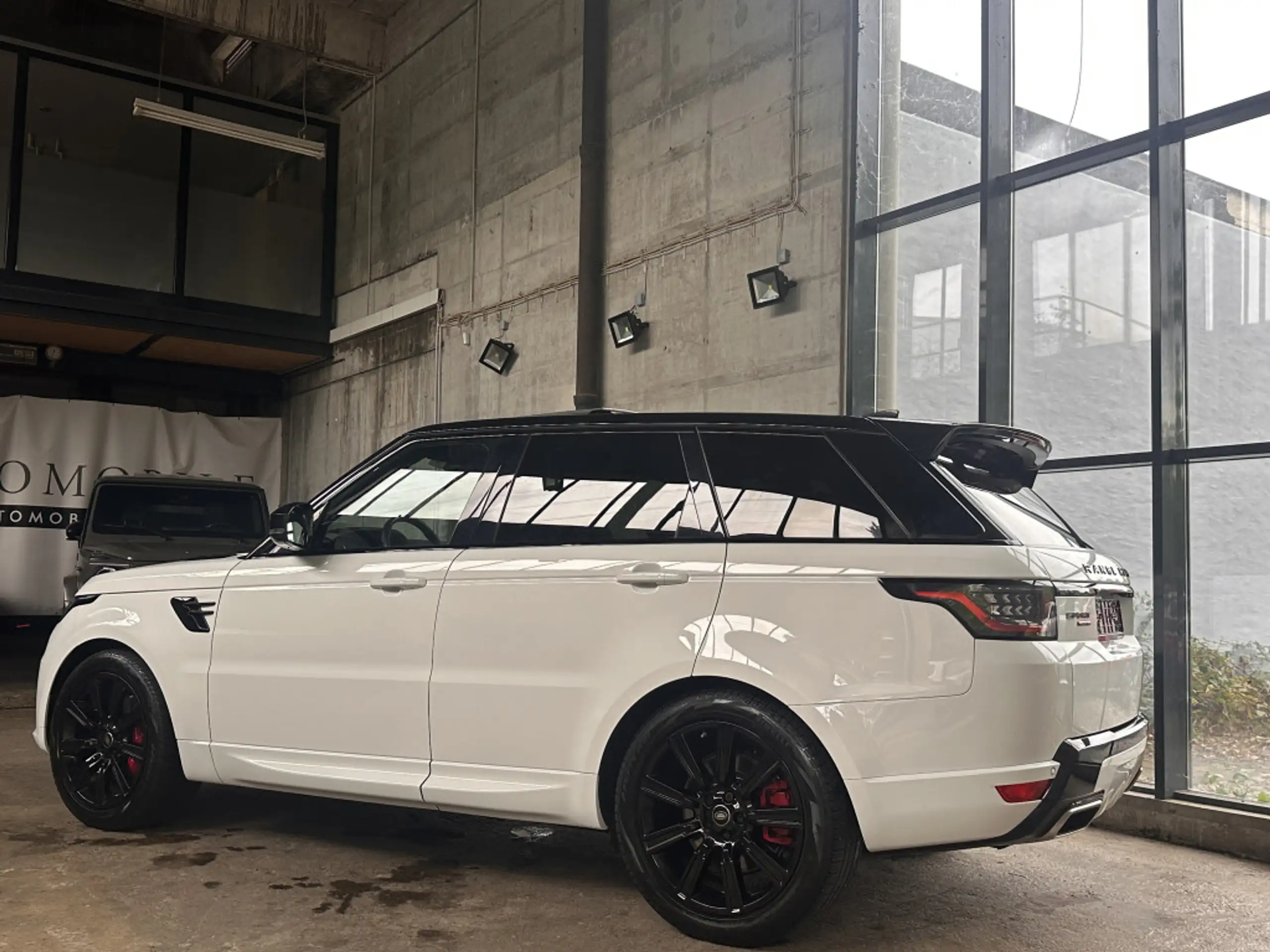 Land Rover - Range Rover Sport