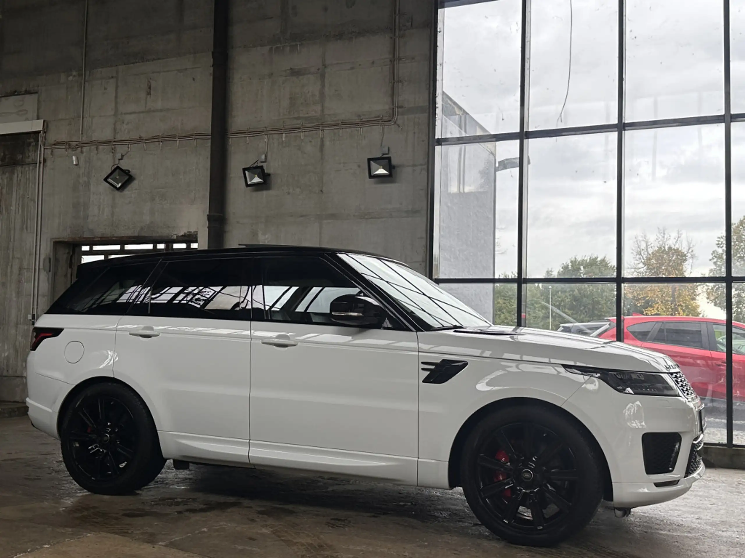 Land Rover - Range Rover Sport