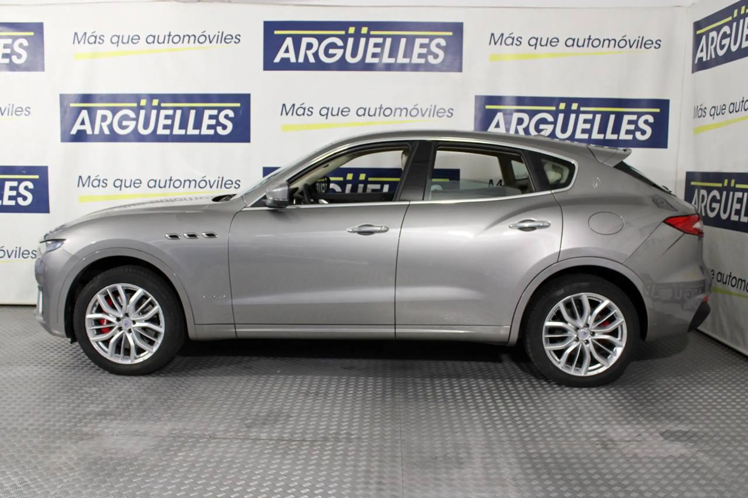 Maserati - Levante