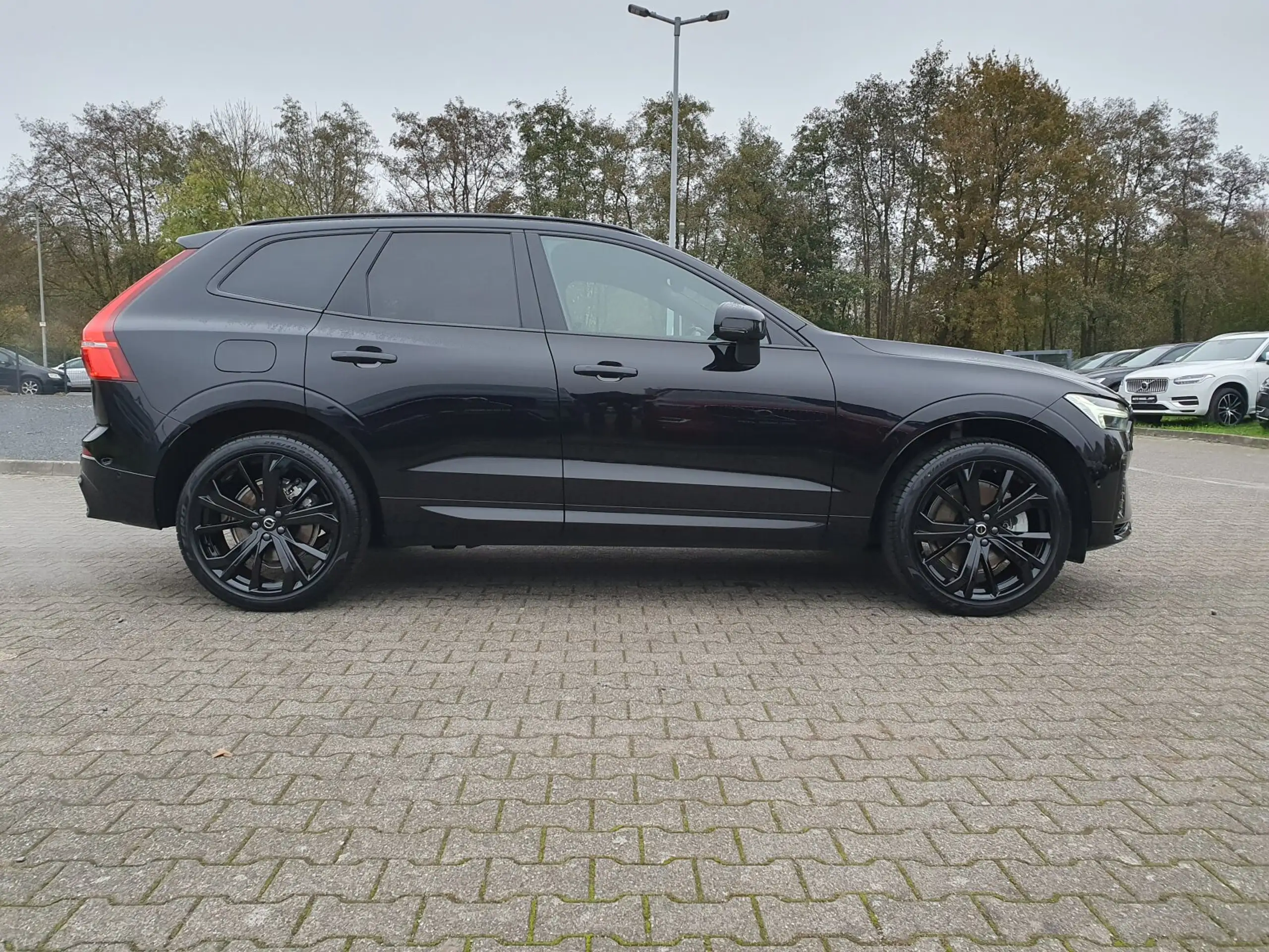 Volvo - XC60