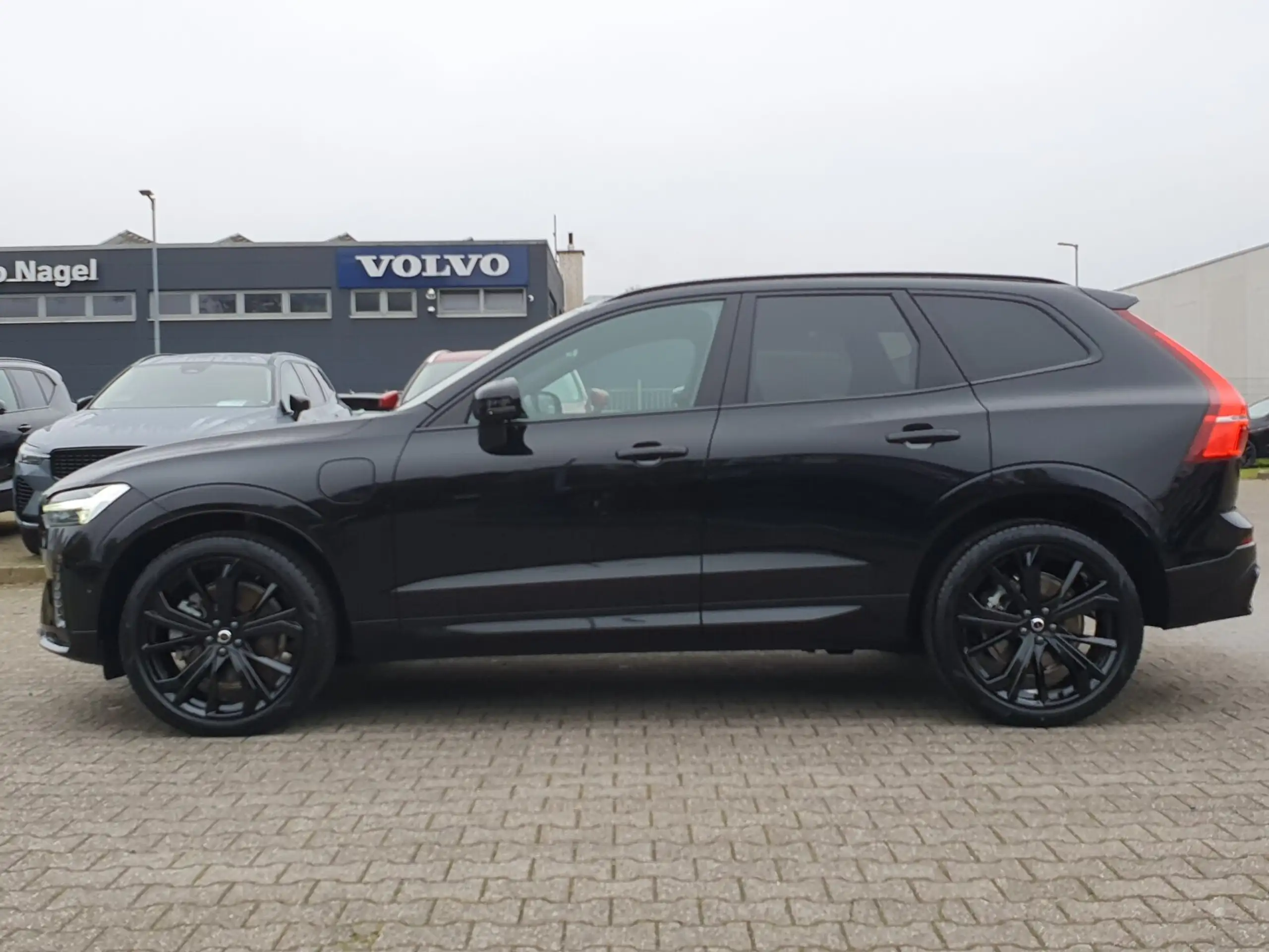 Volvo - XC60