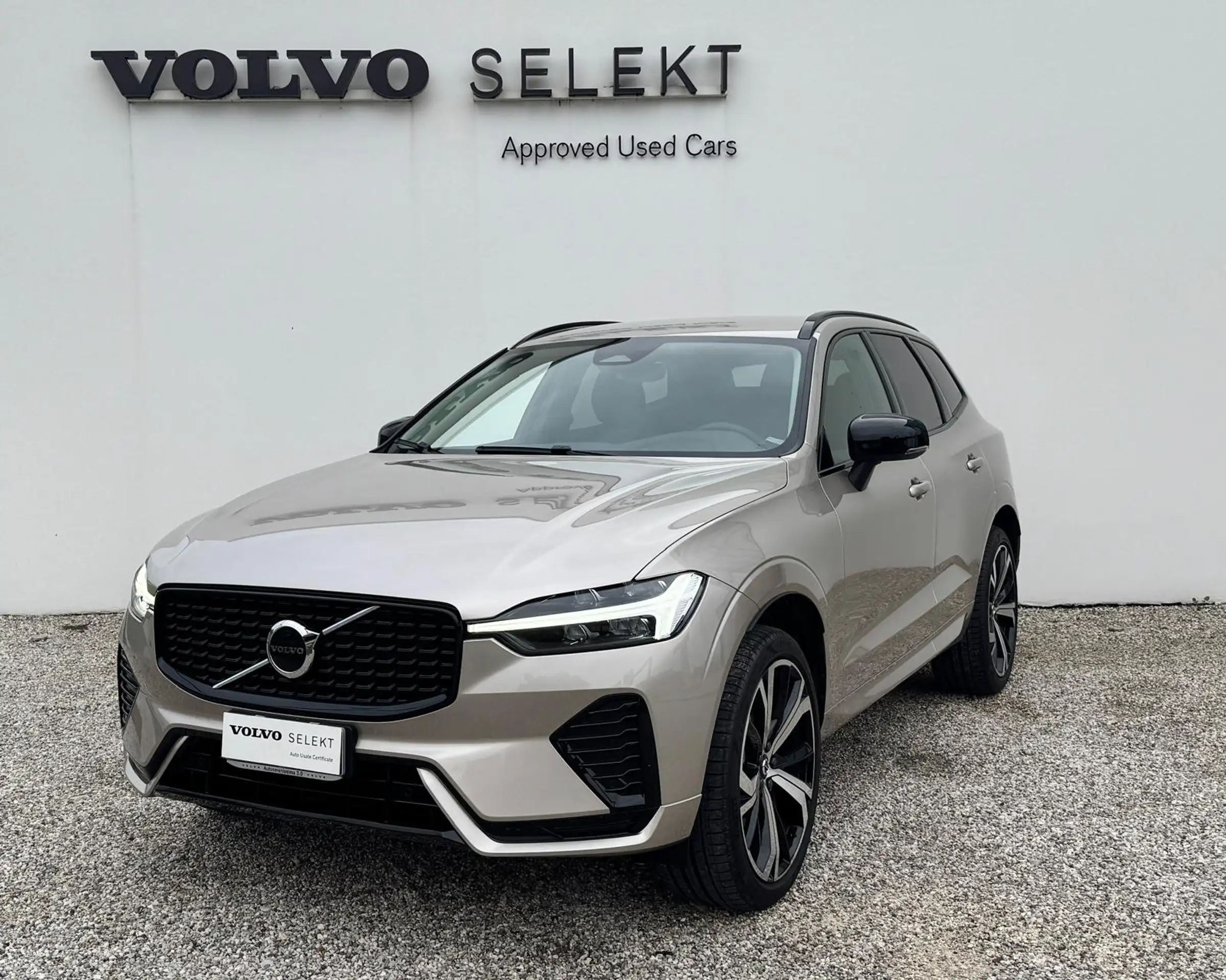 Volvo - XC60