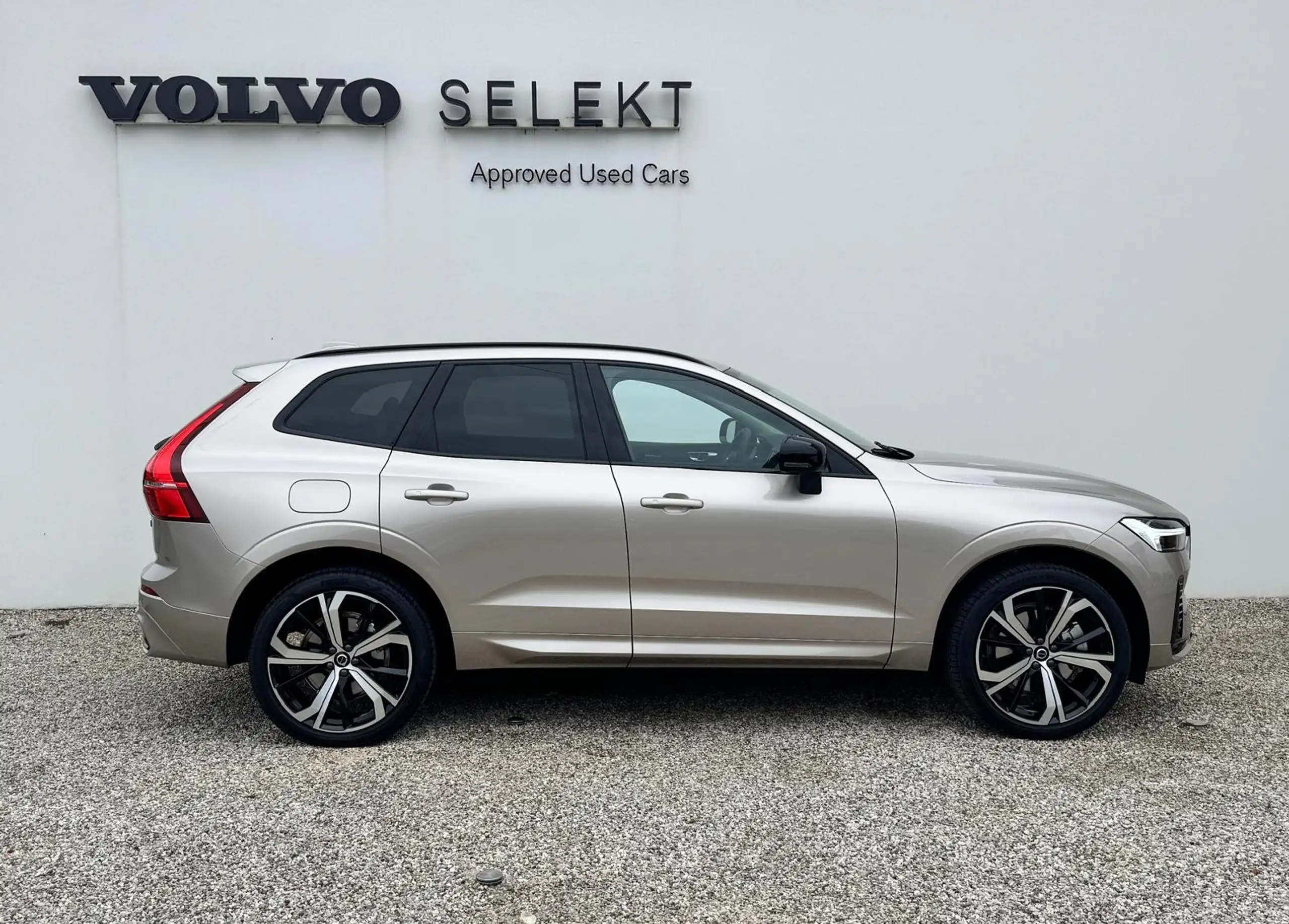 Volvo - XC60