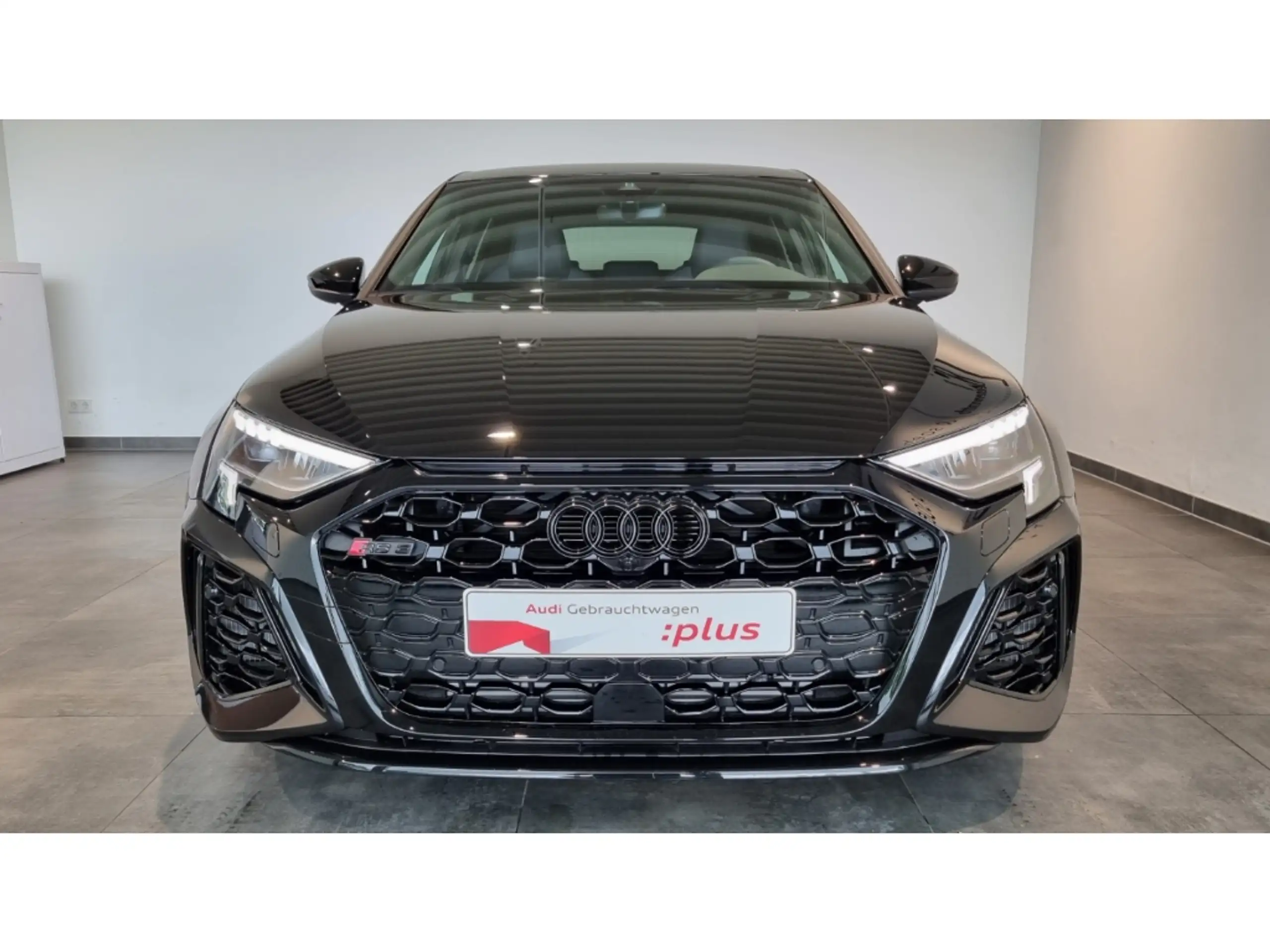 Audi - RS3