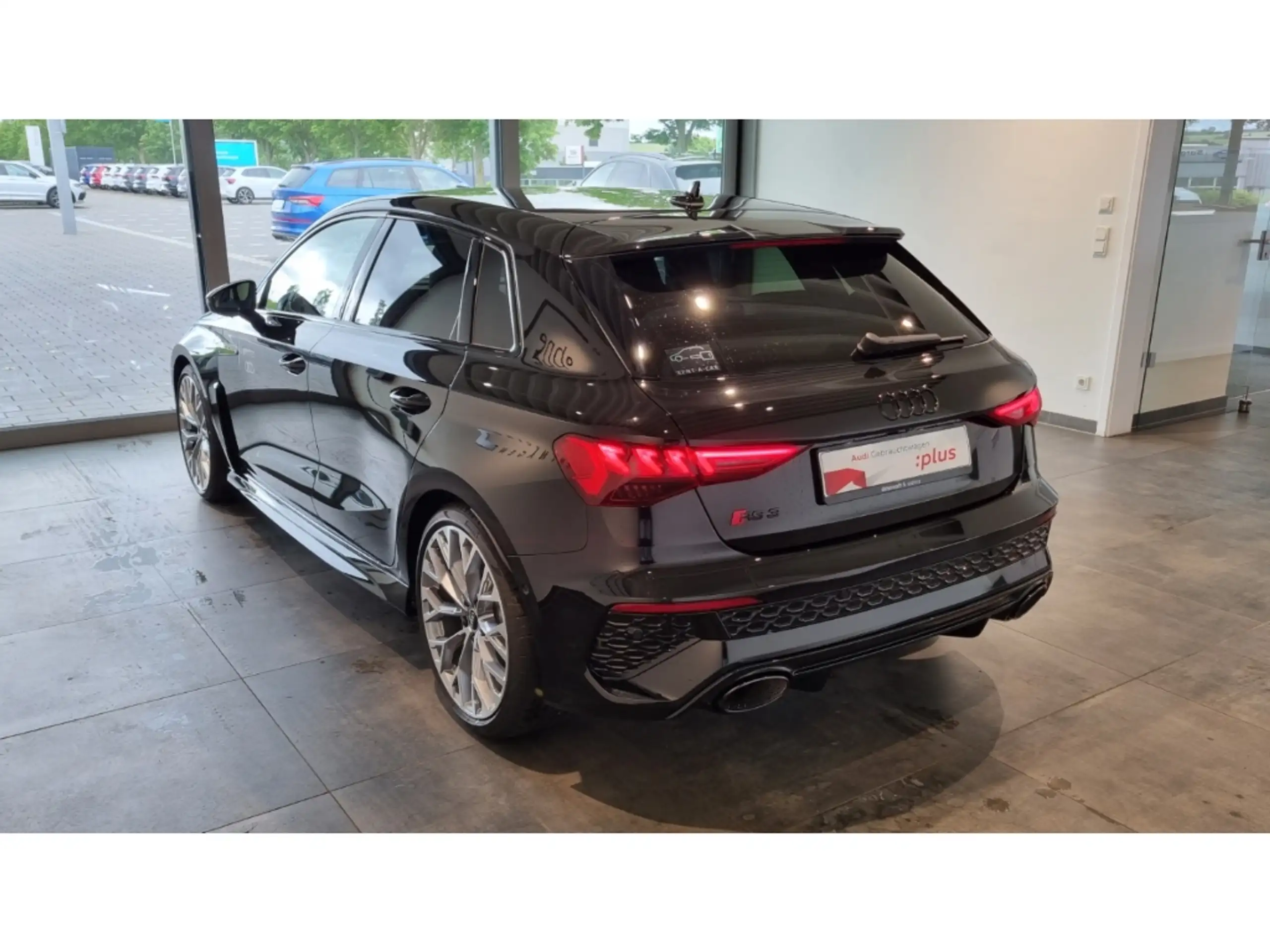 Audi - RS3