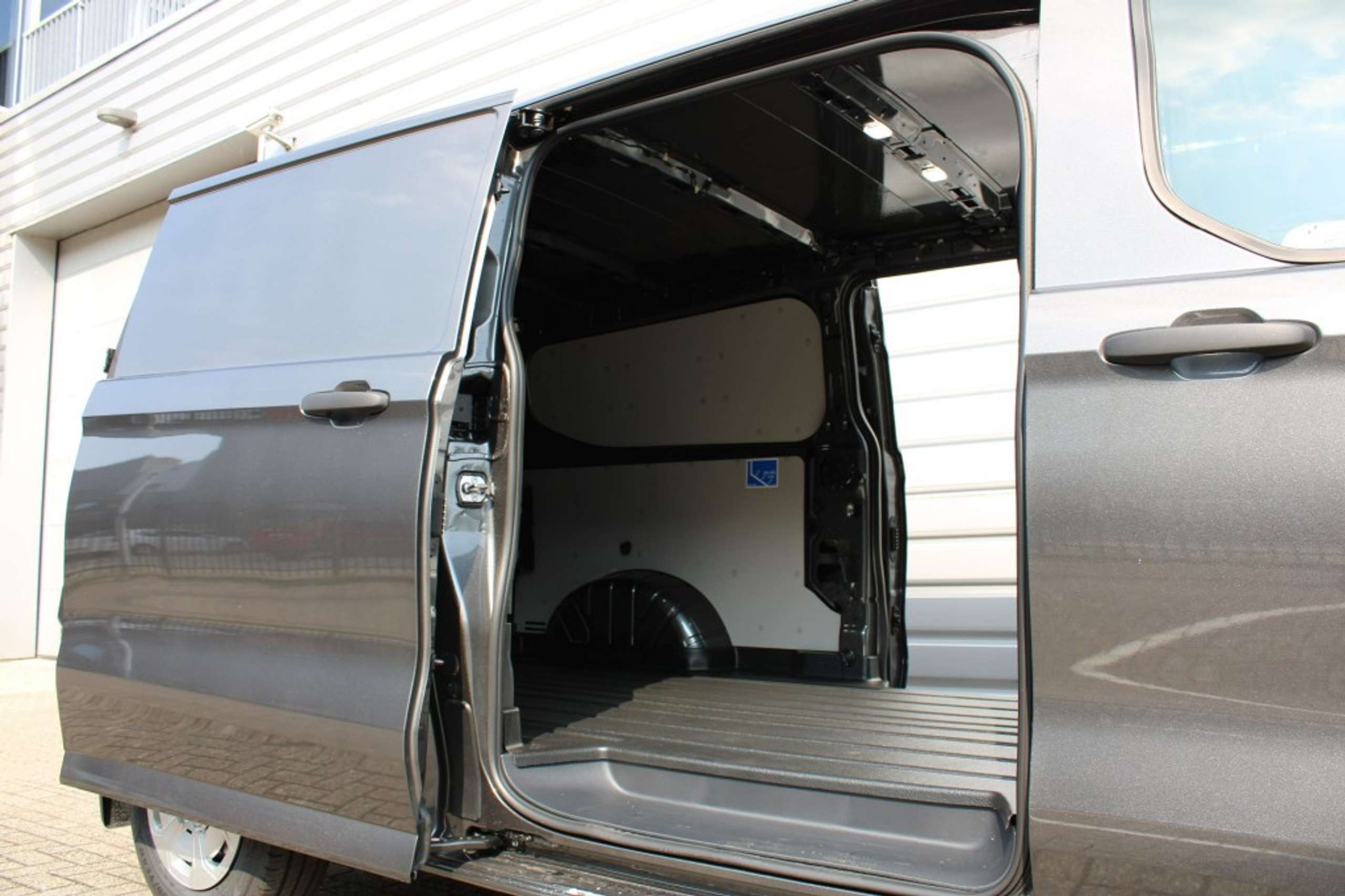 Ford - Transit Custom