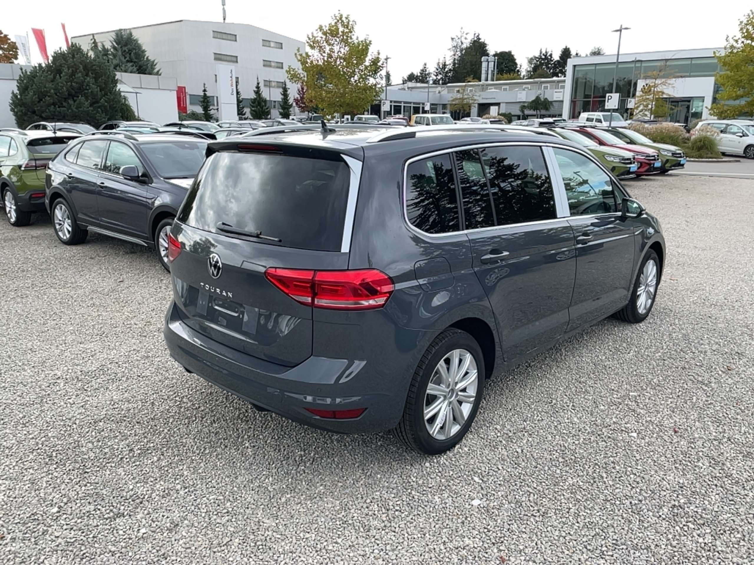 Volkswagen - Touran