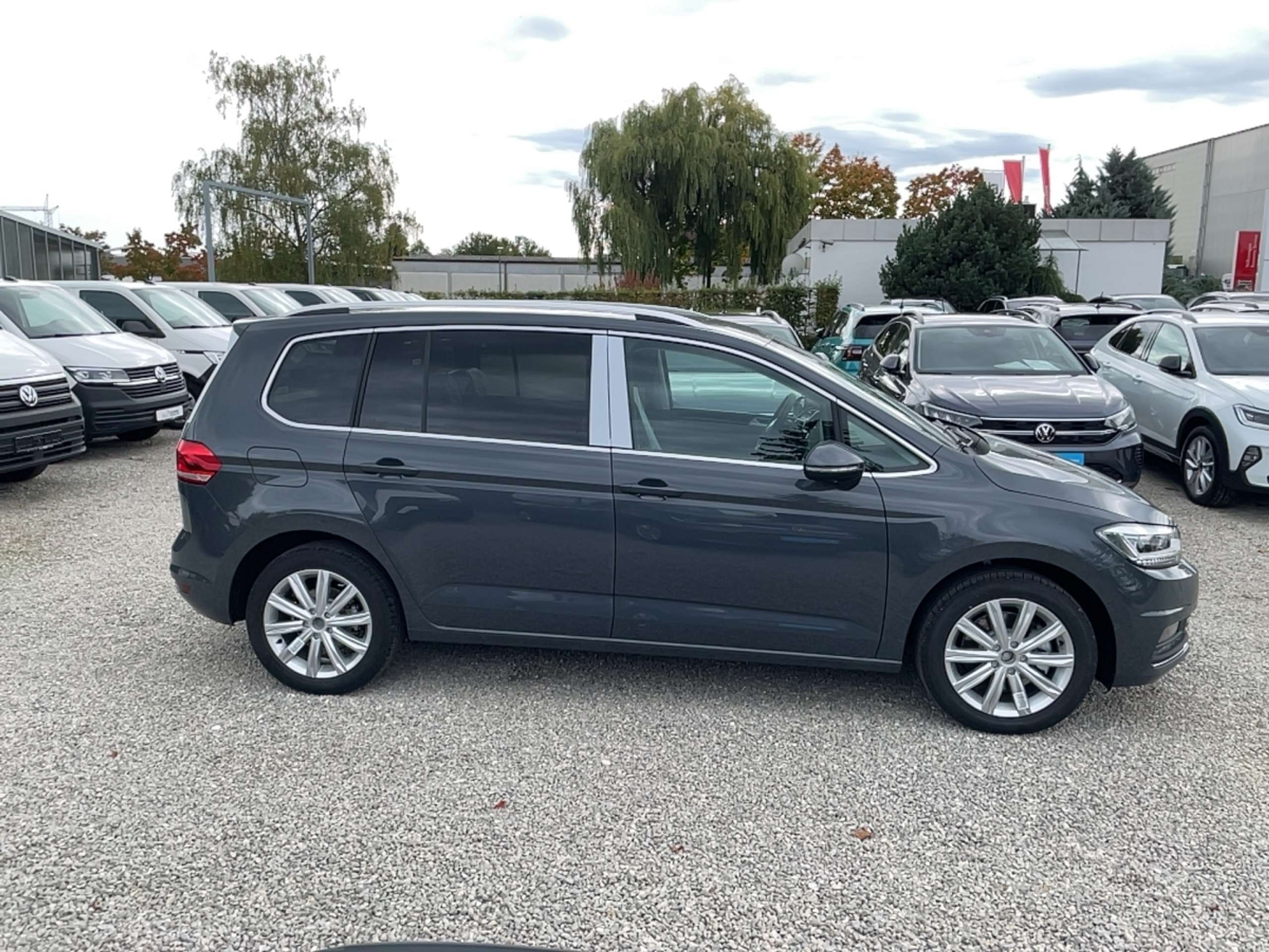 Volkswagen - Touran