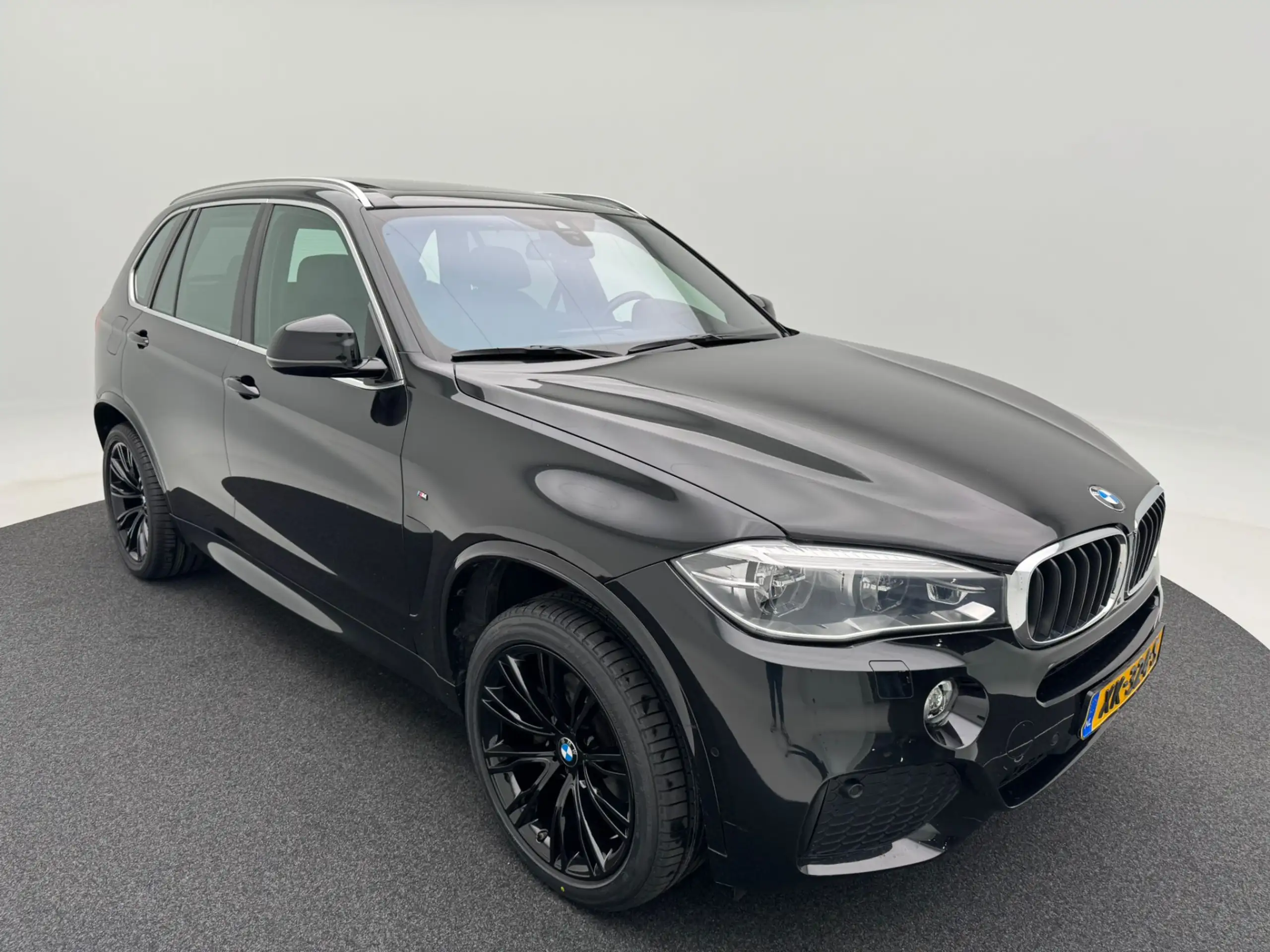 BMW - X5