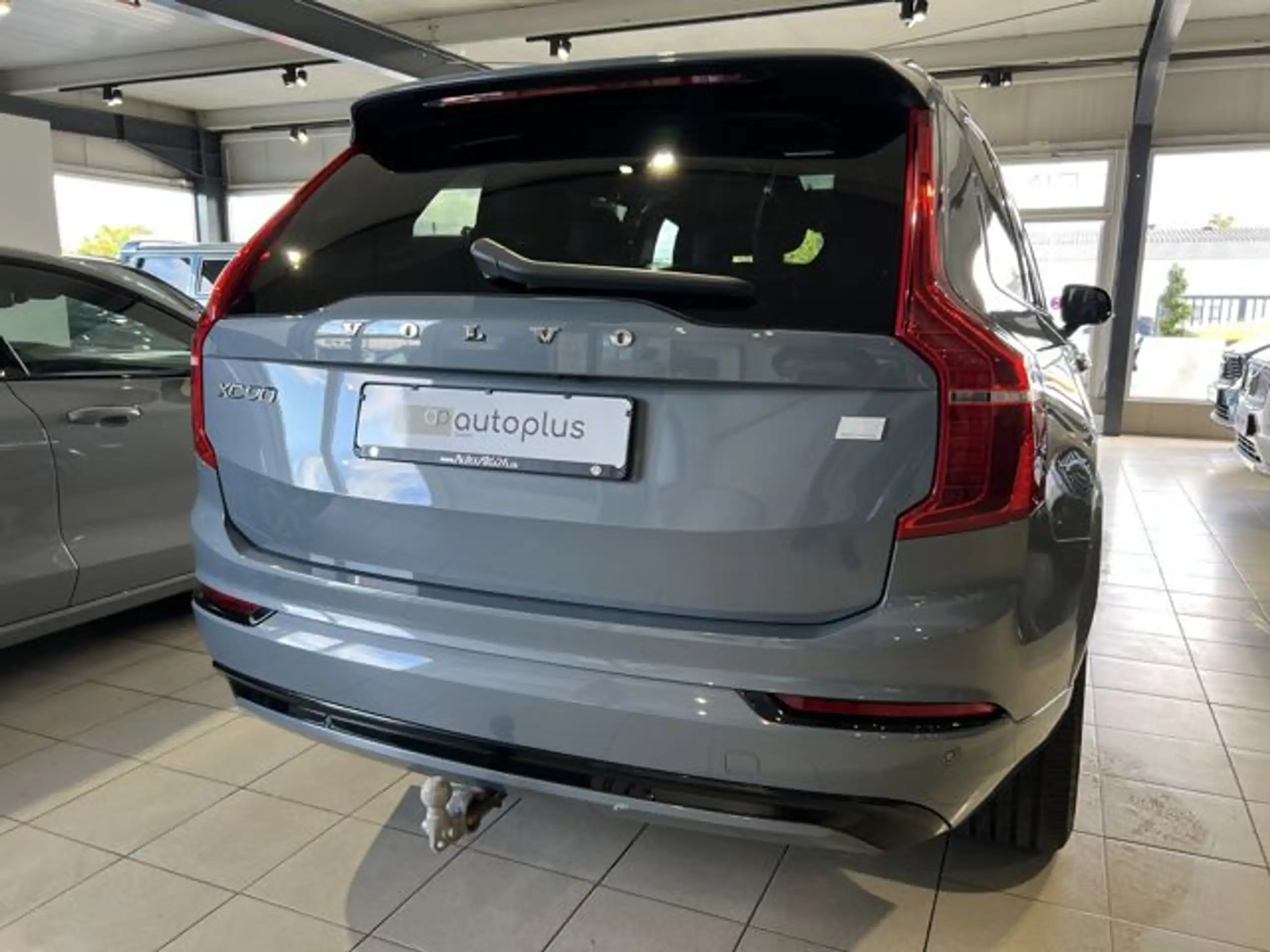 Volvo - XC90