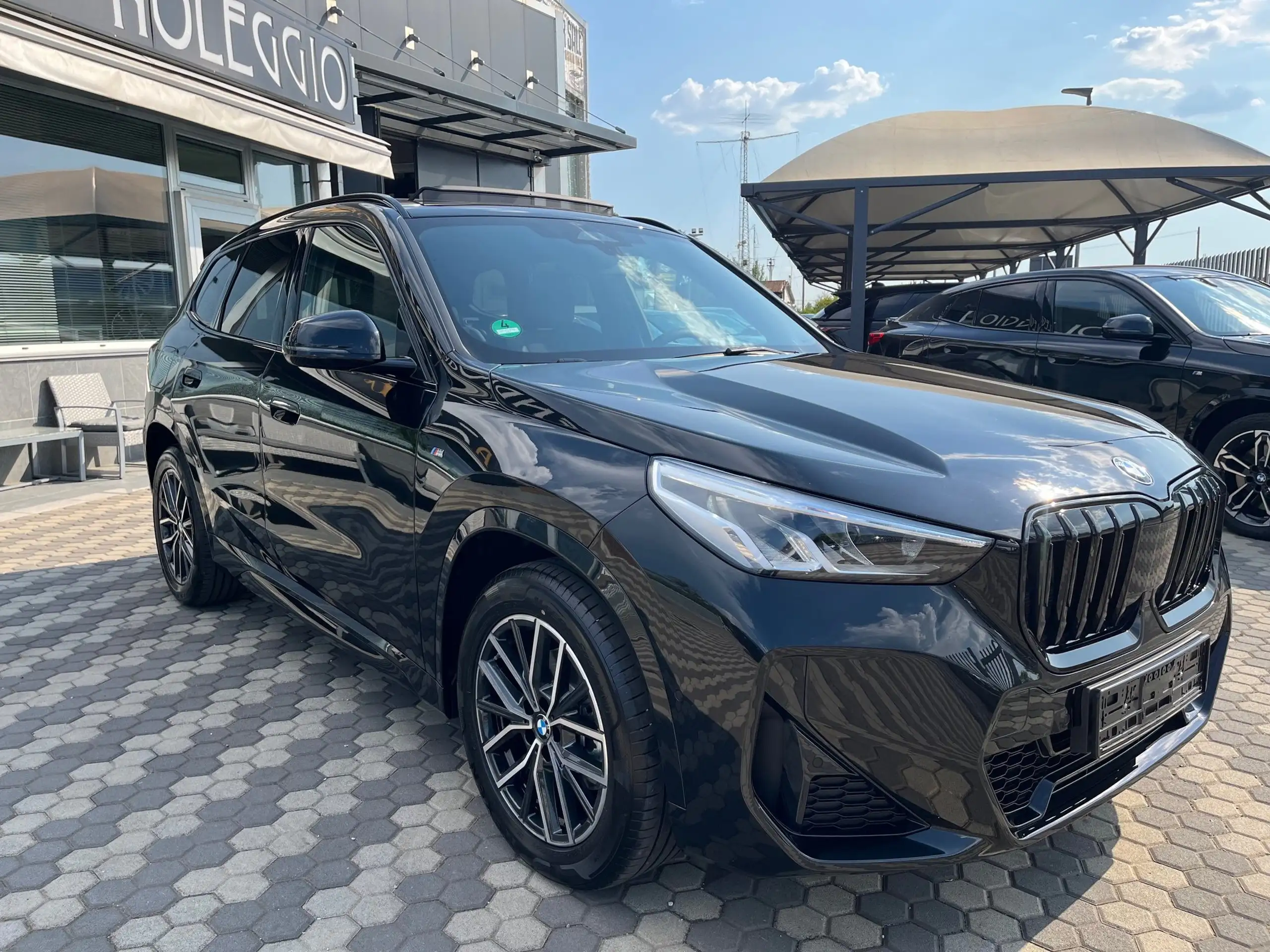 BMW - X1