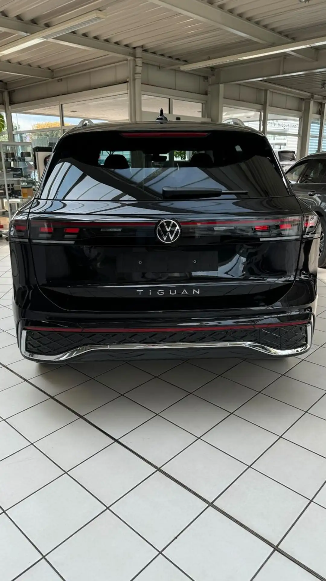 Volkswagen - Tiguan