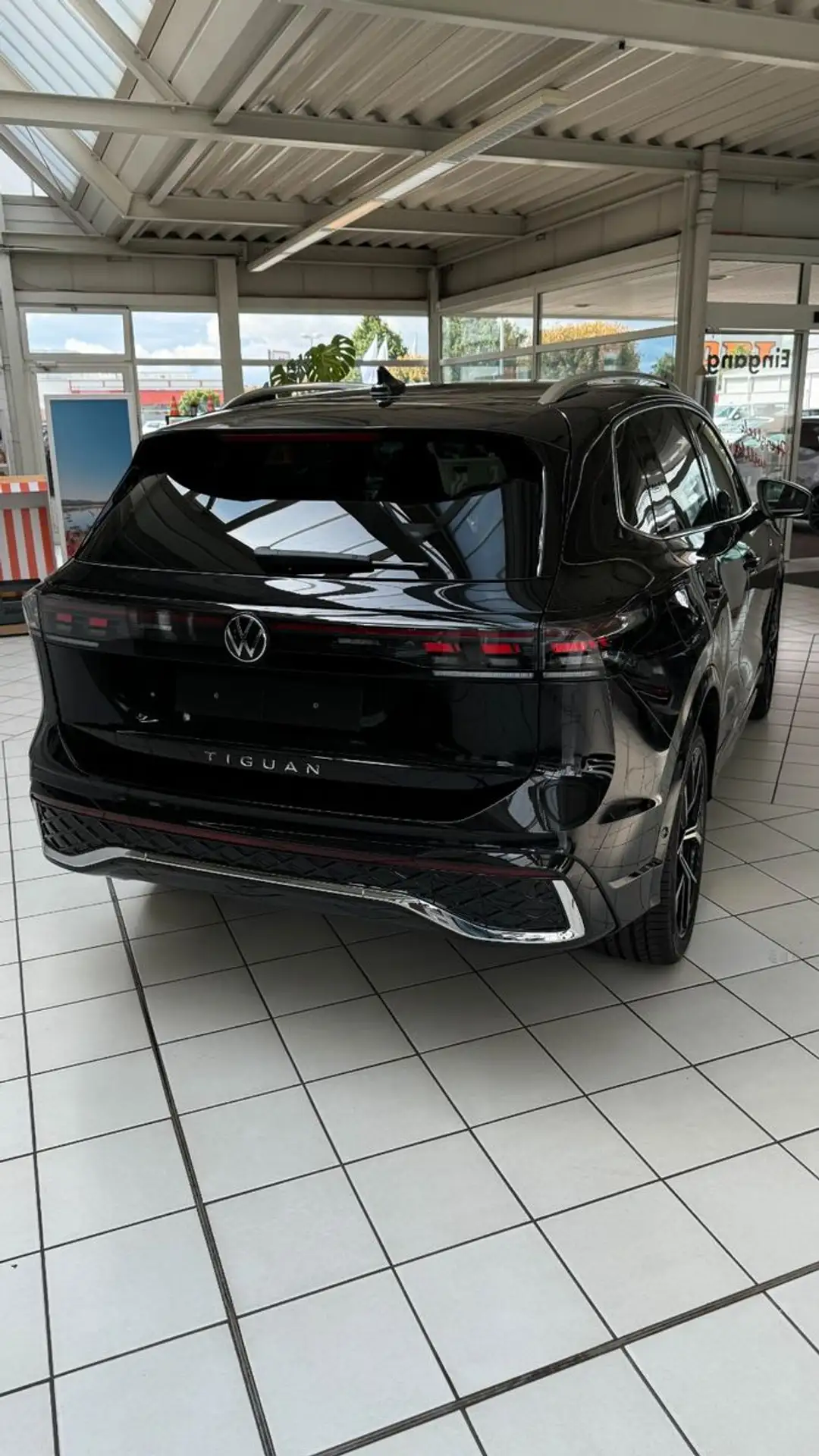 Volkswagen - Tiguan