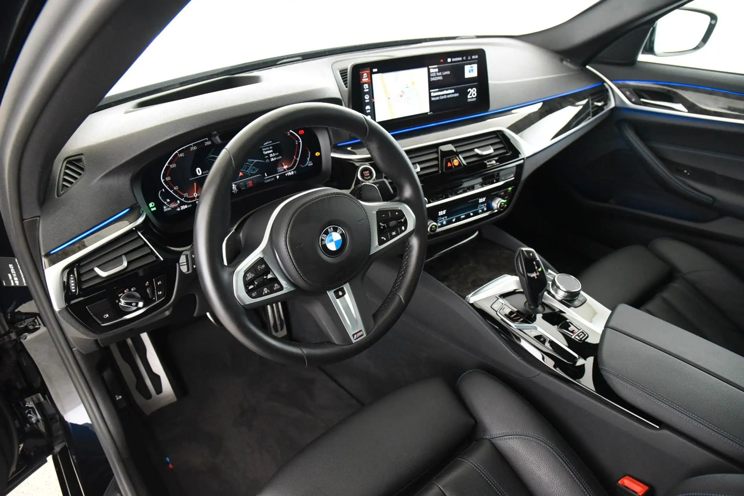 BMW - 530