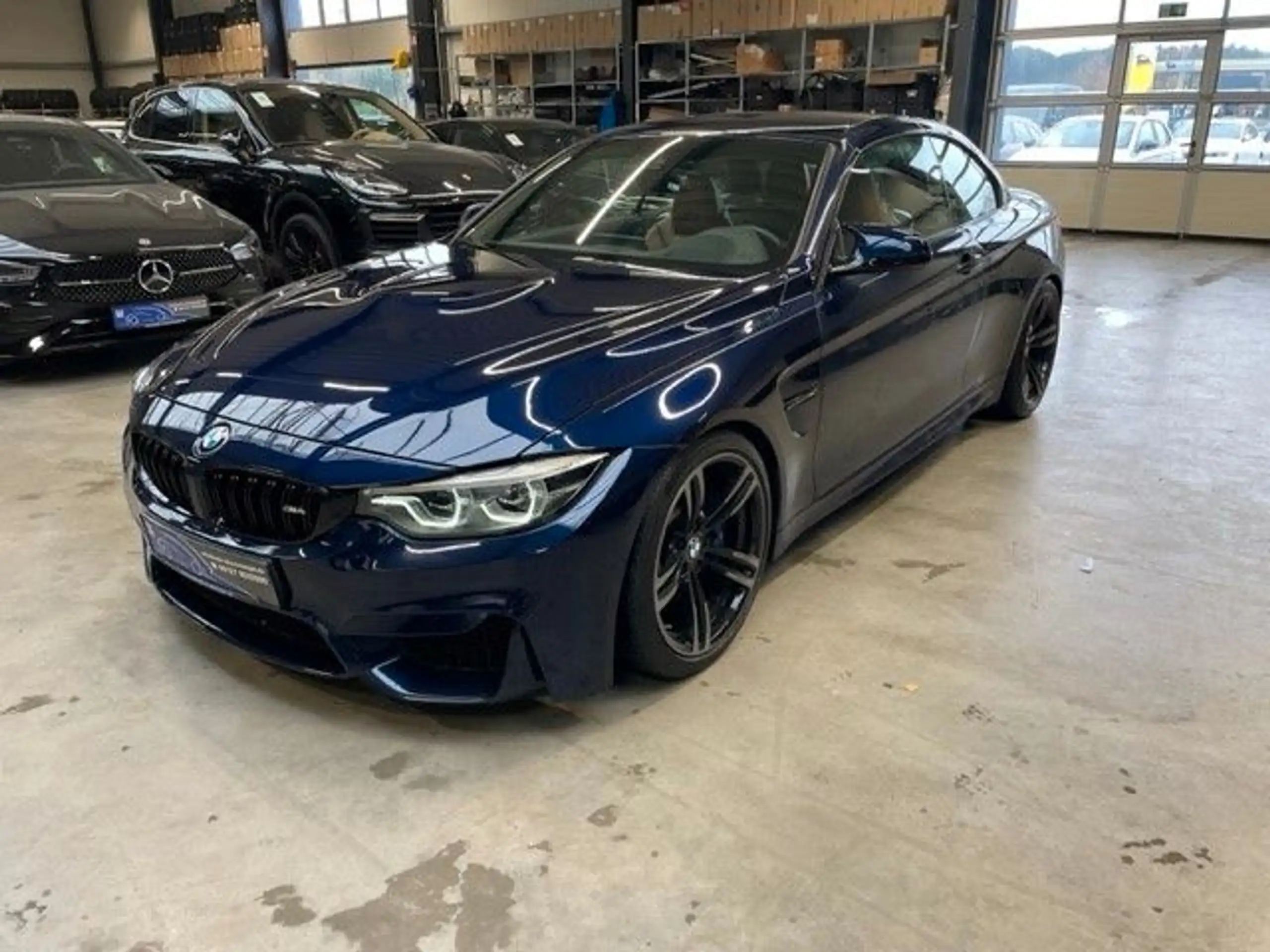 BMW - M4