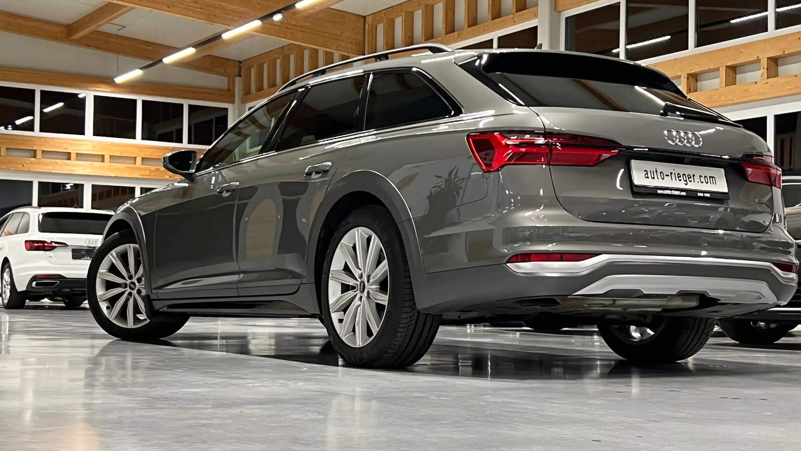 Audi - A6 allroad