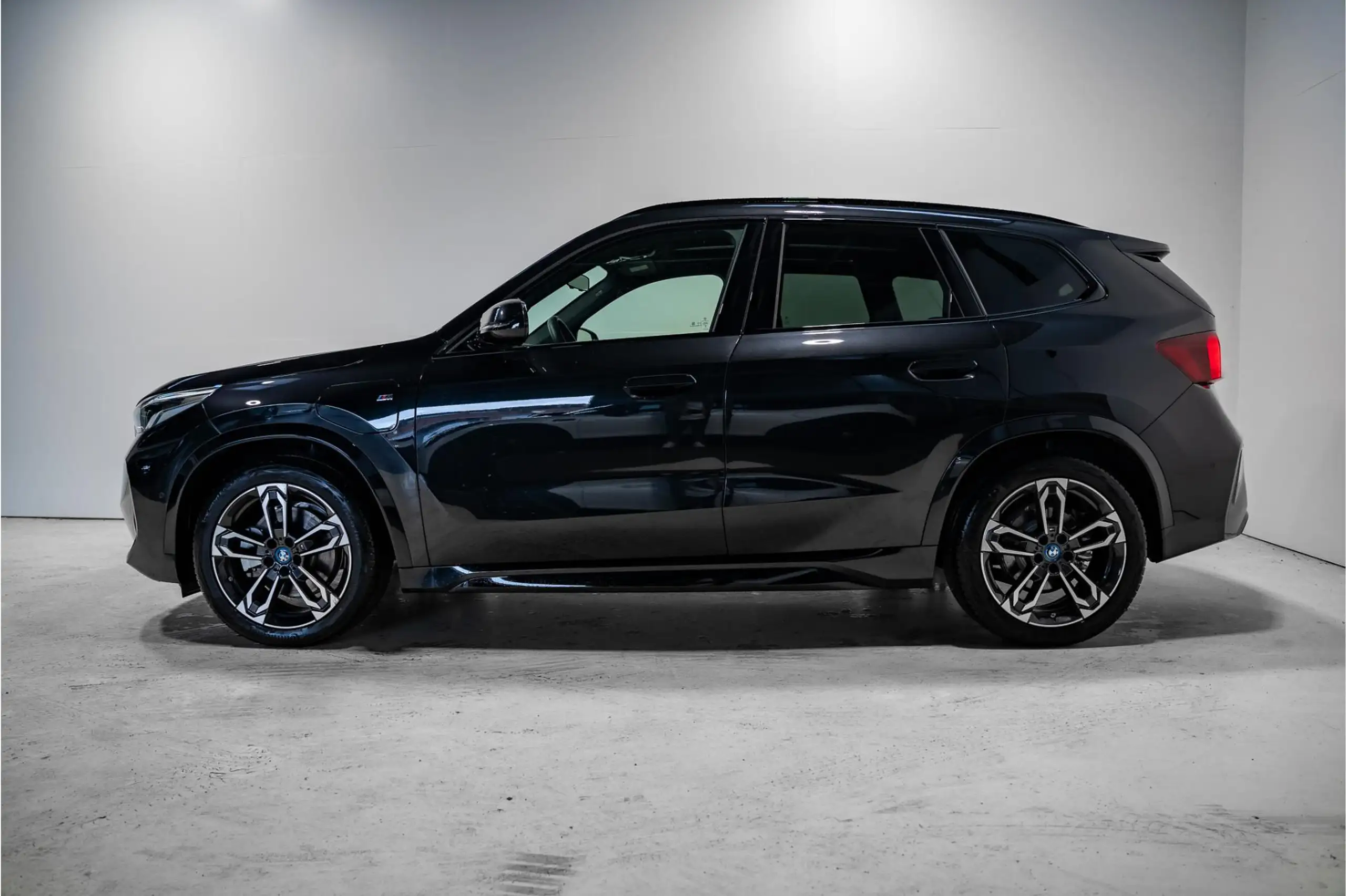 BMW - X1