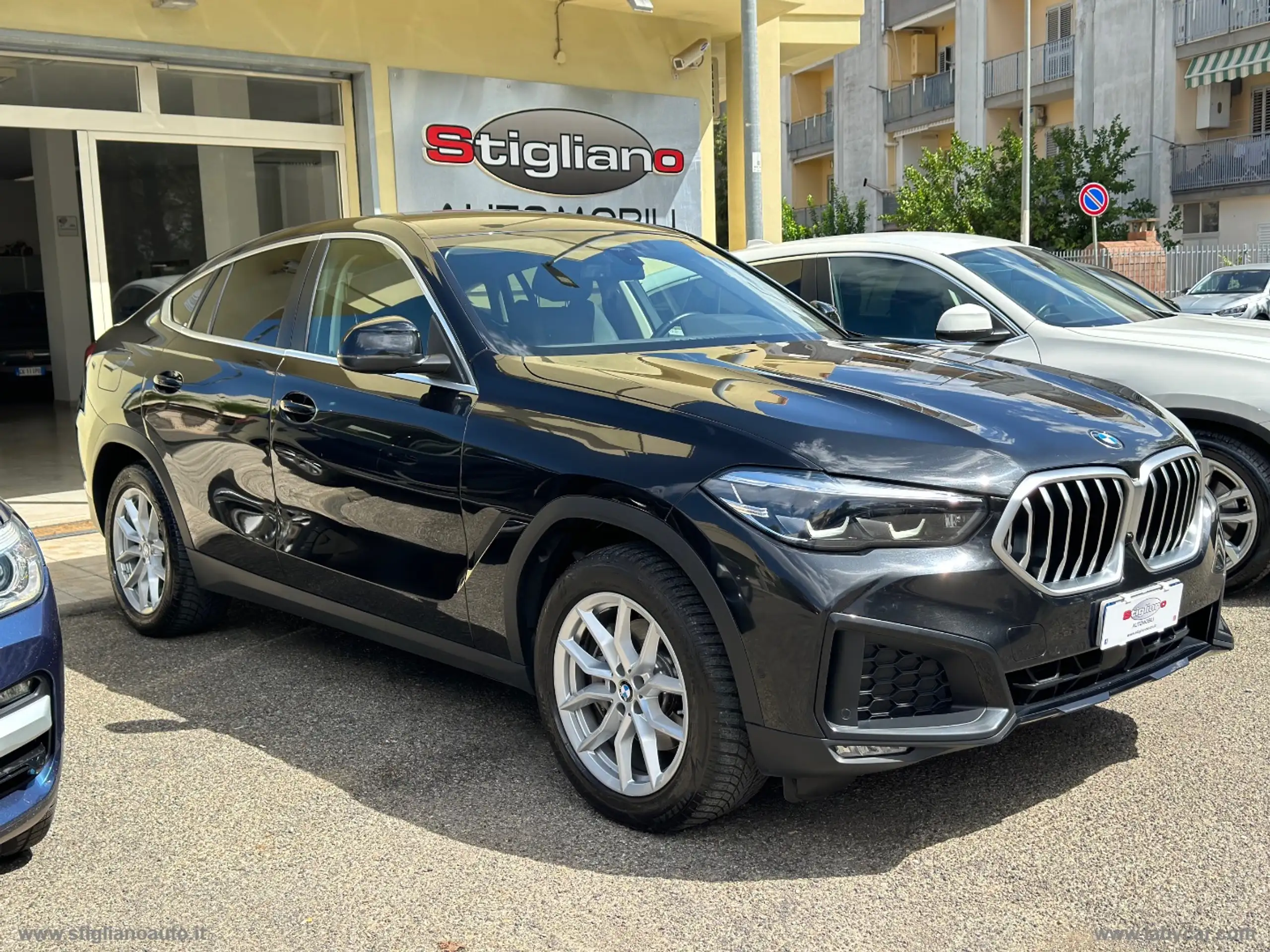 BMW - X6