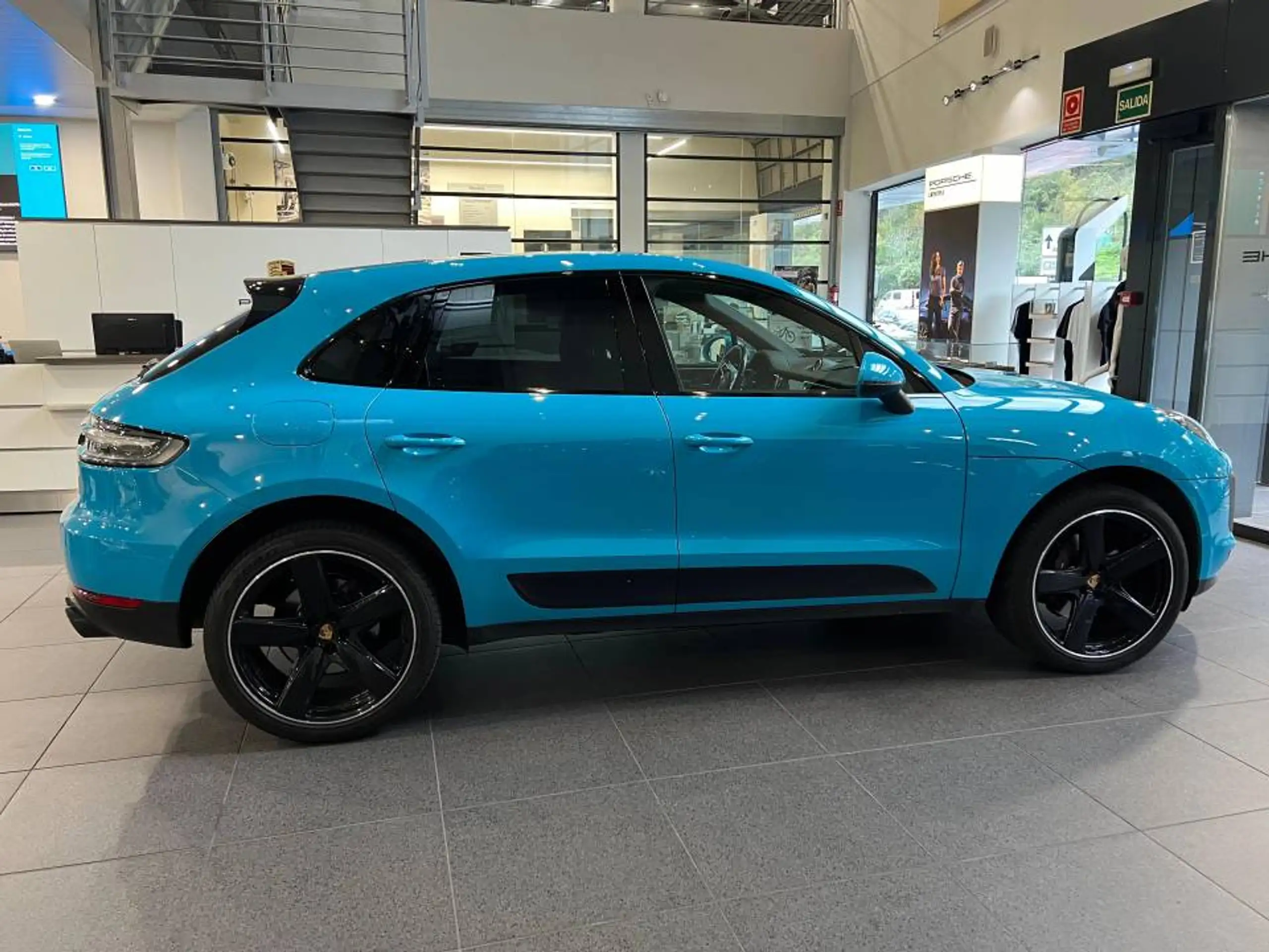 Porsche - Macan