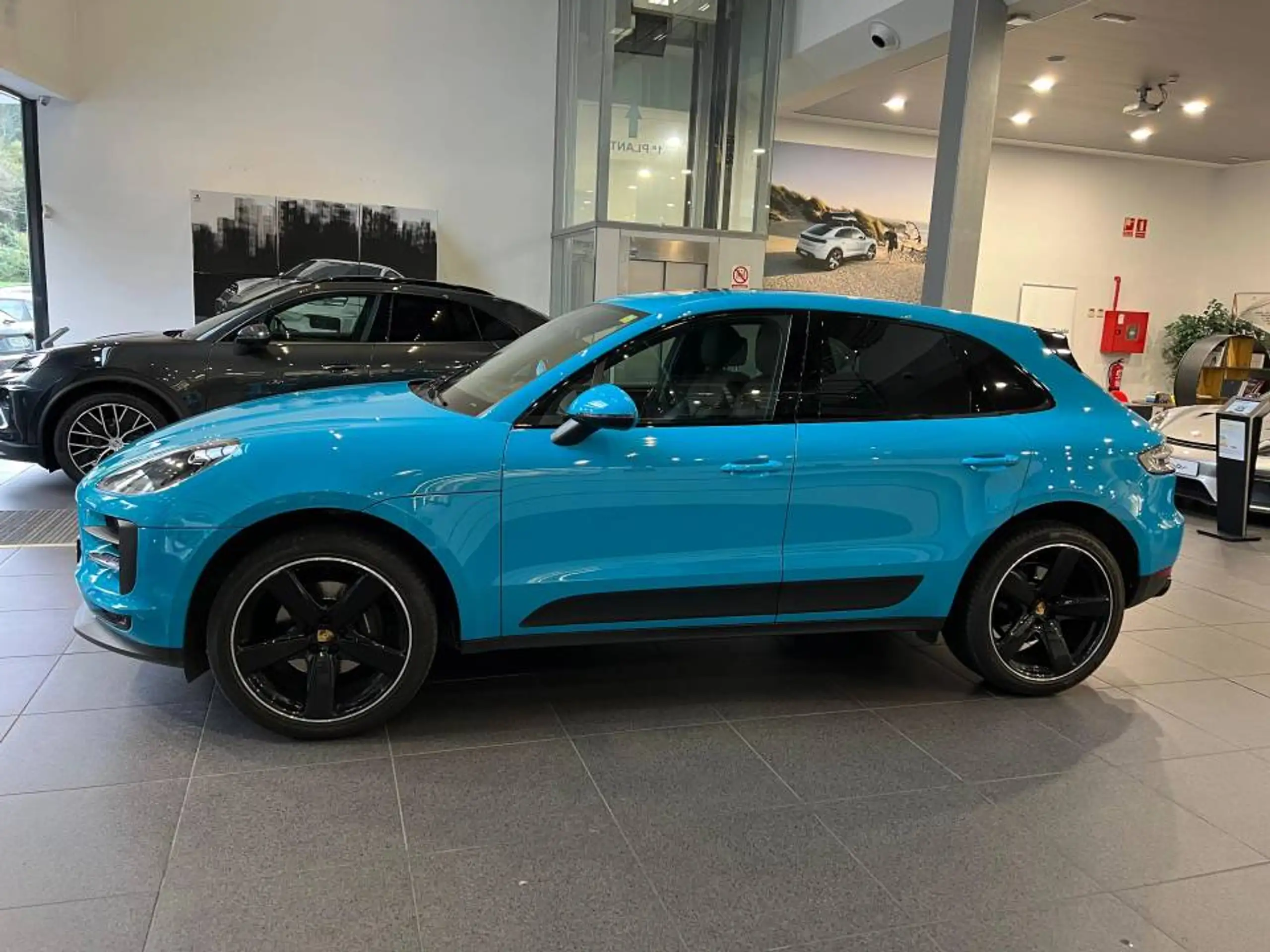 Porsche - Macan