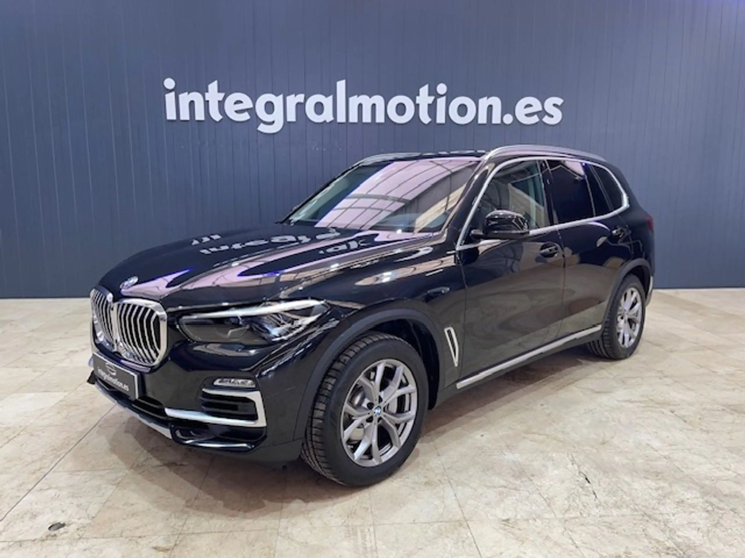 BMW X5 2019