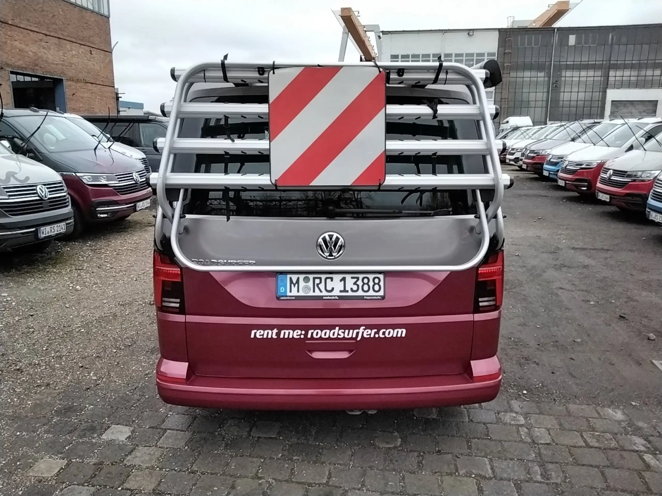 Volkswagen - T6.1 California