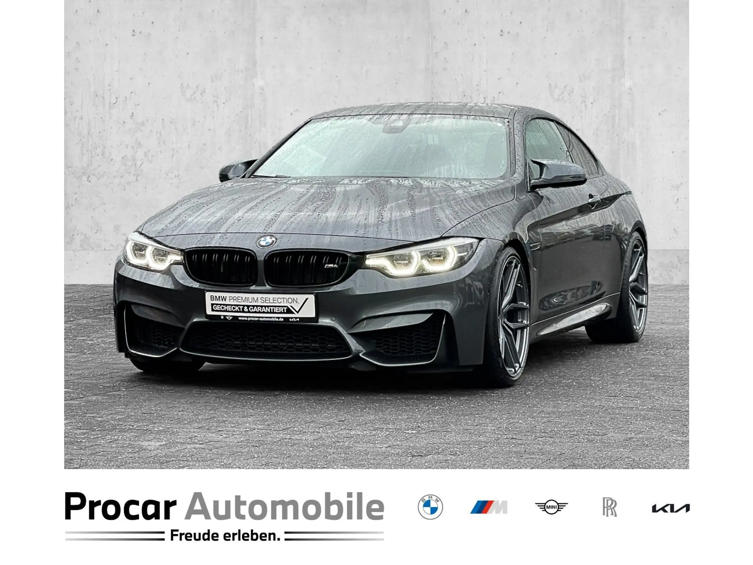 BMW - M4