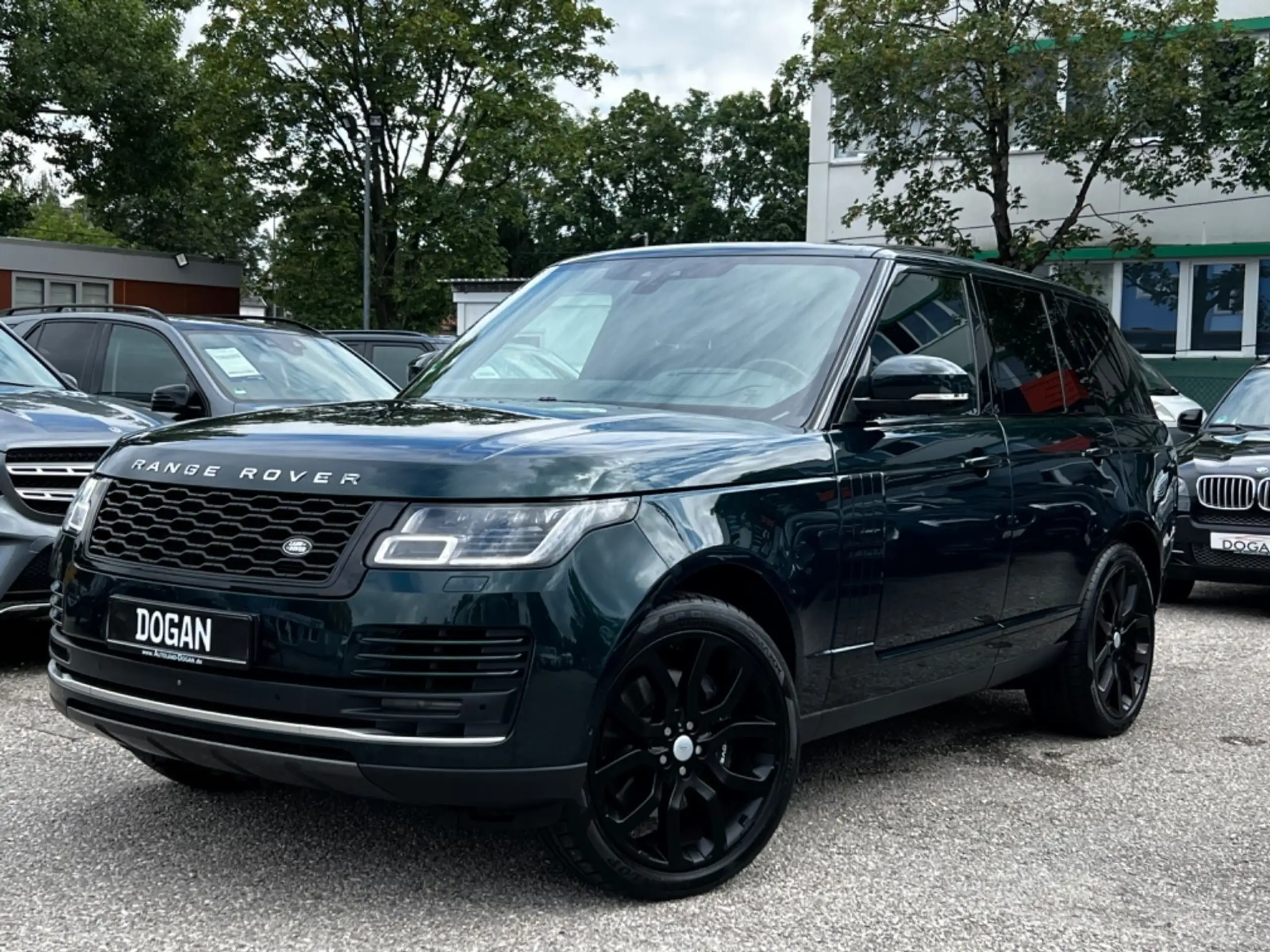 Land Rover - Range Rover