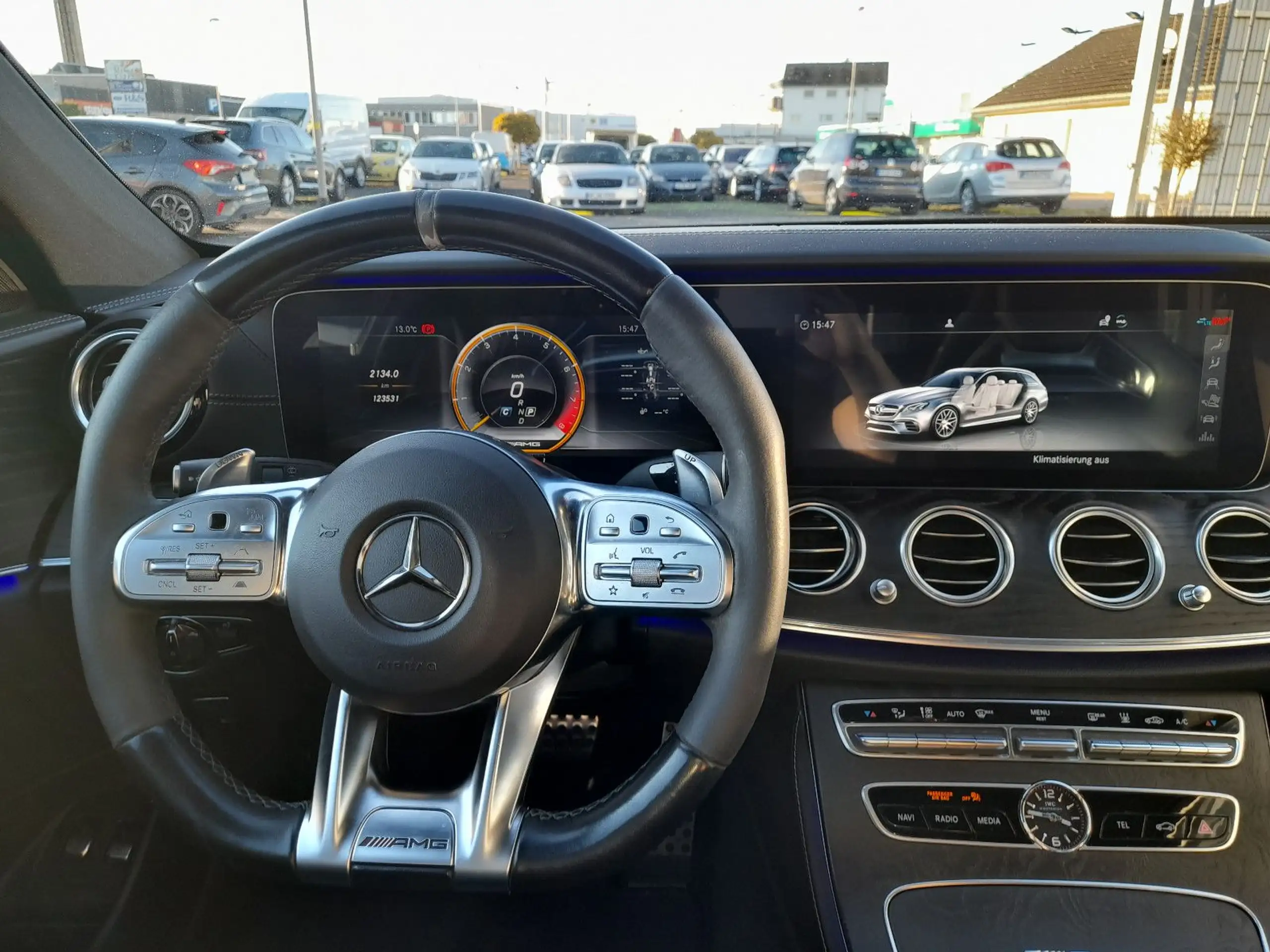 Mercedes-Benz - E 63 AMG