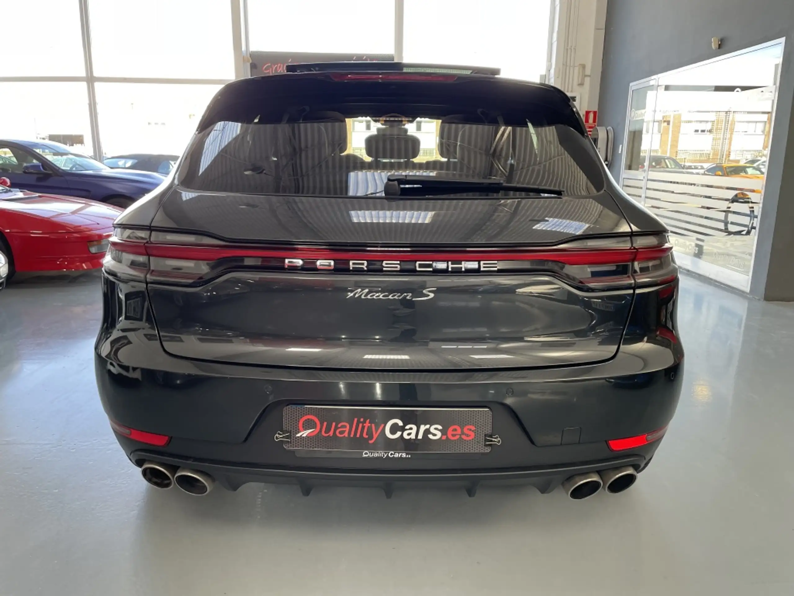 Porsche - Macan