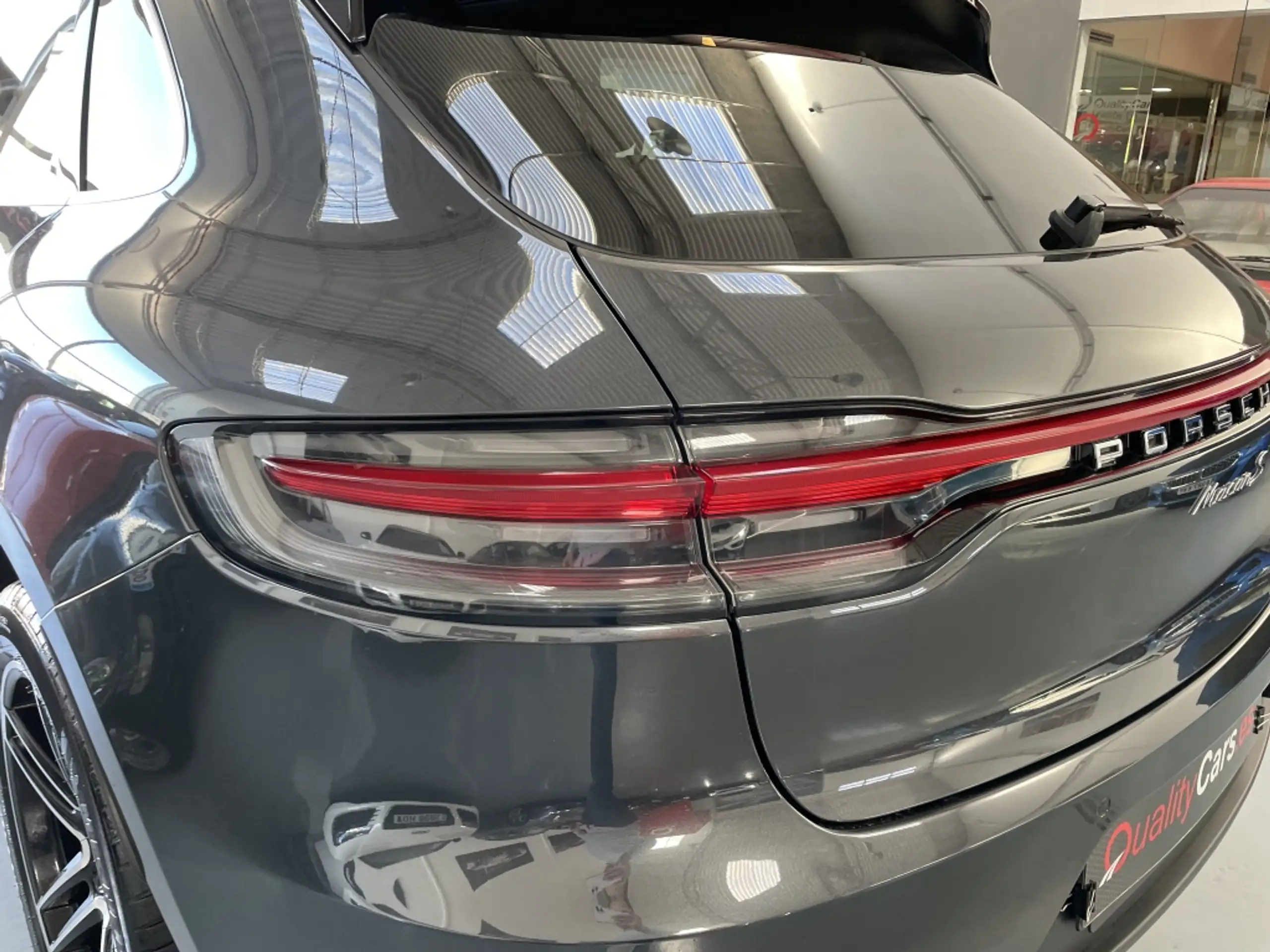 Porsche - Macan