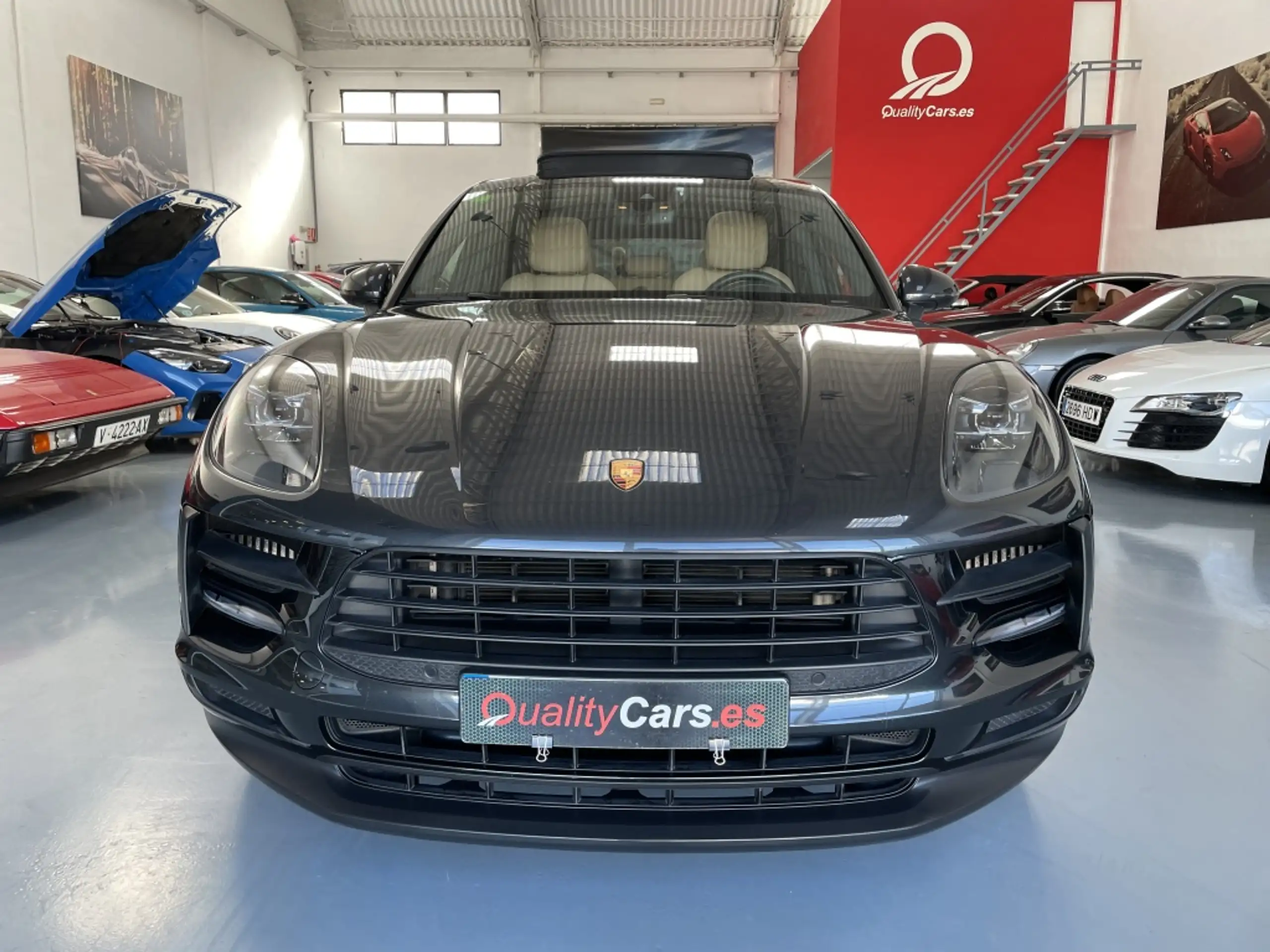 Porsche - Macan