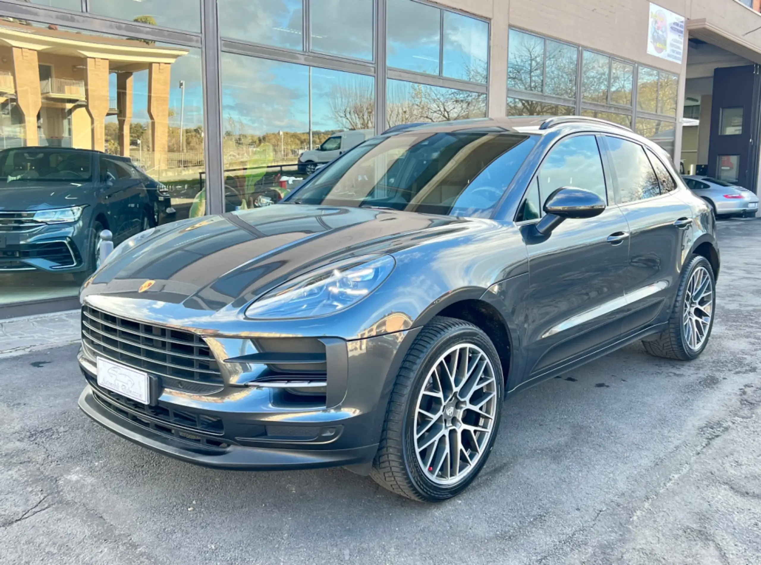 Porsche - Macan