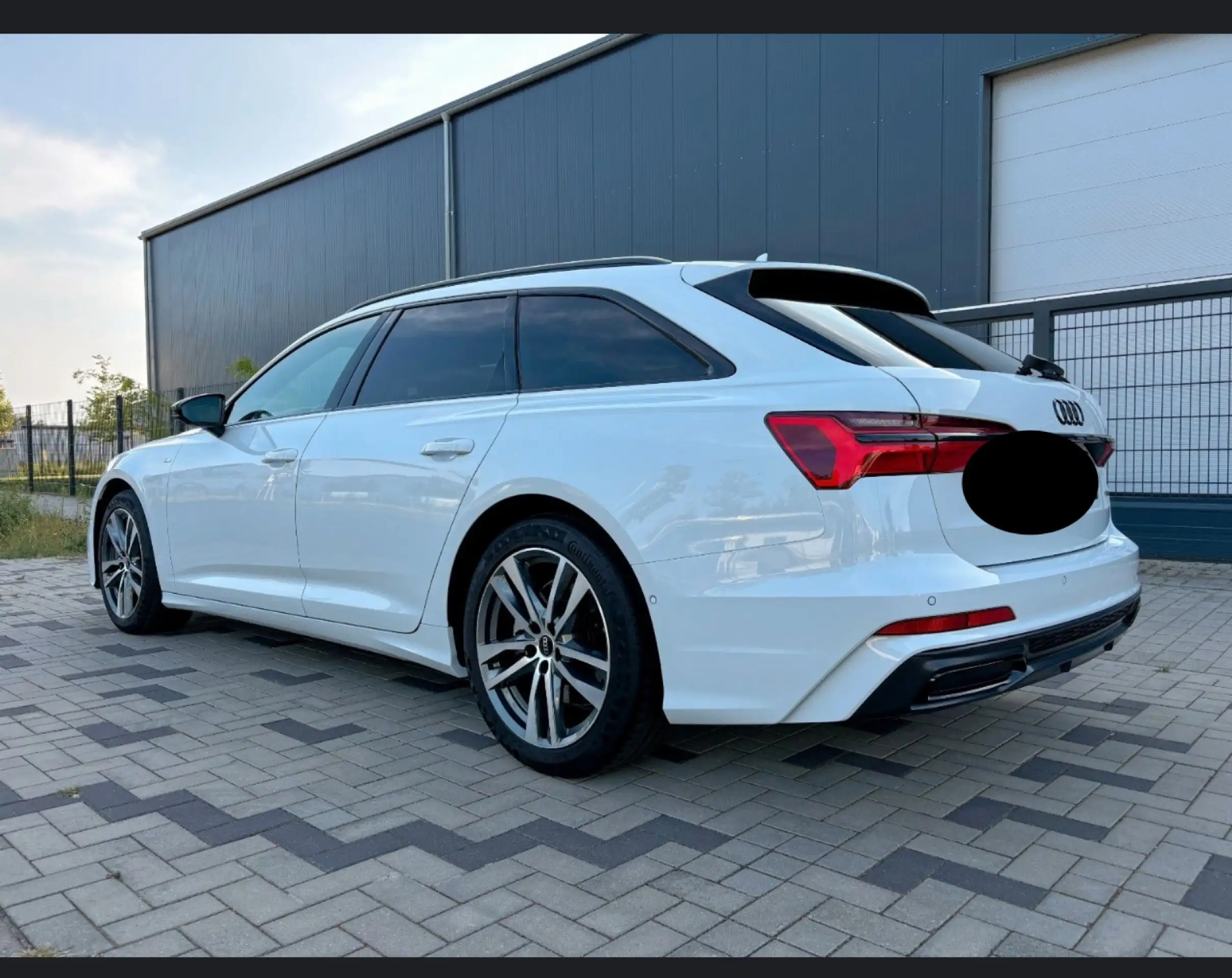 Audi - A6