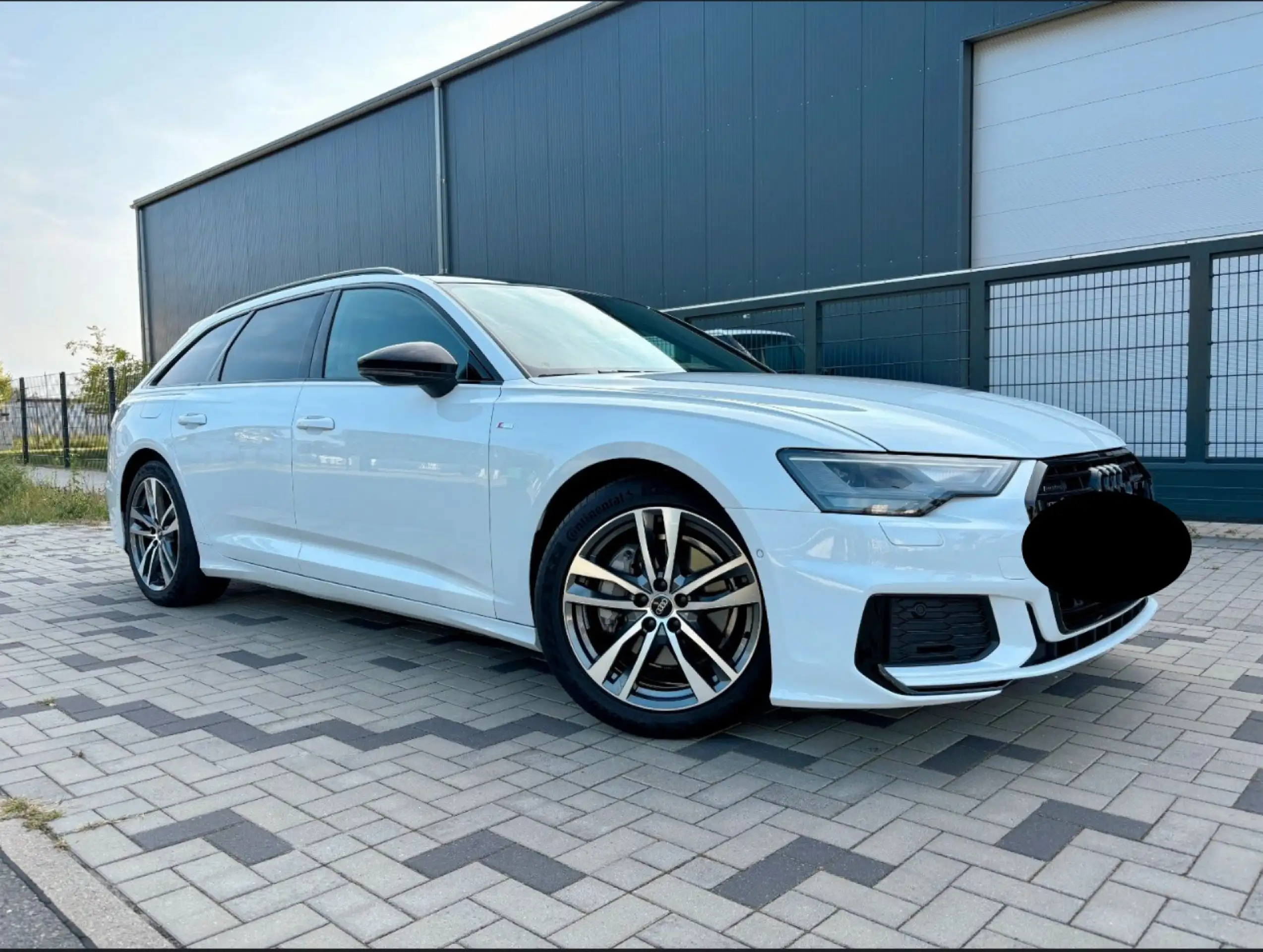 Audi - A6