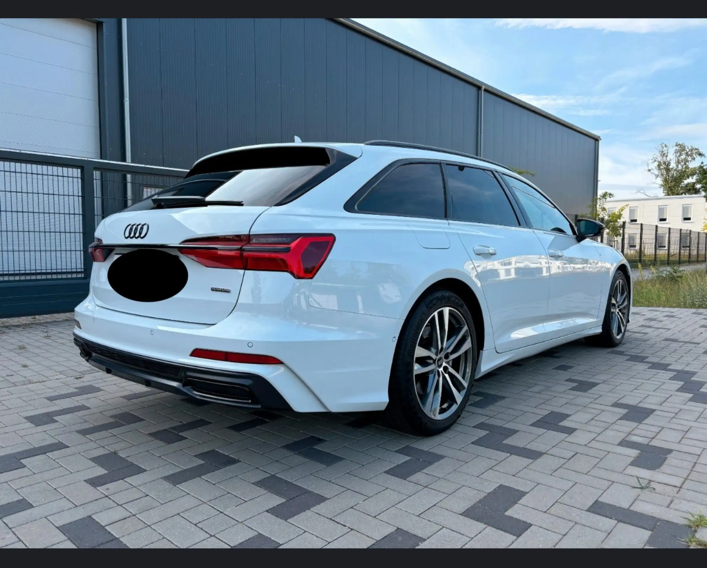 Audi - A6