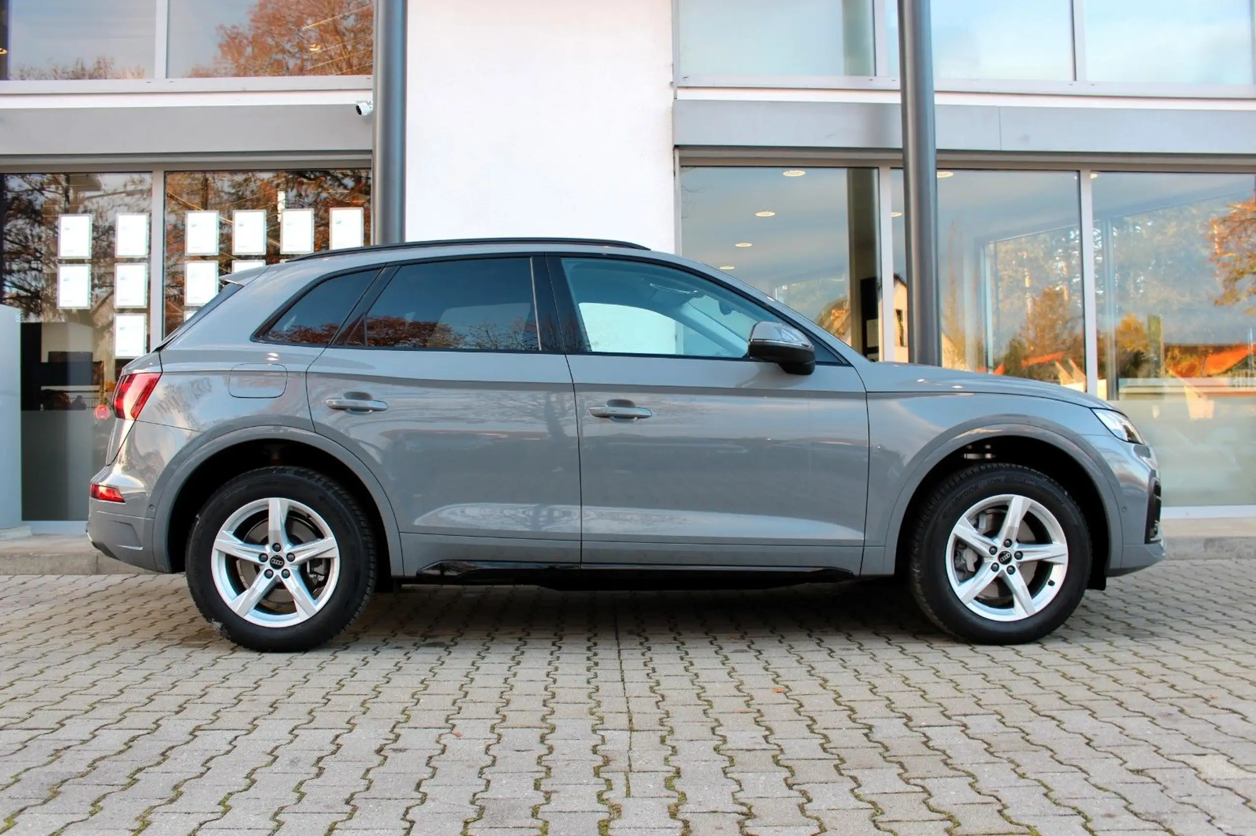 Audi - Q5